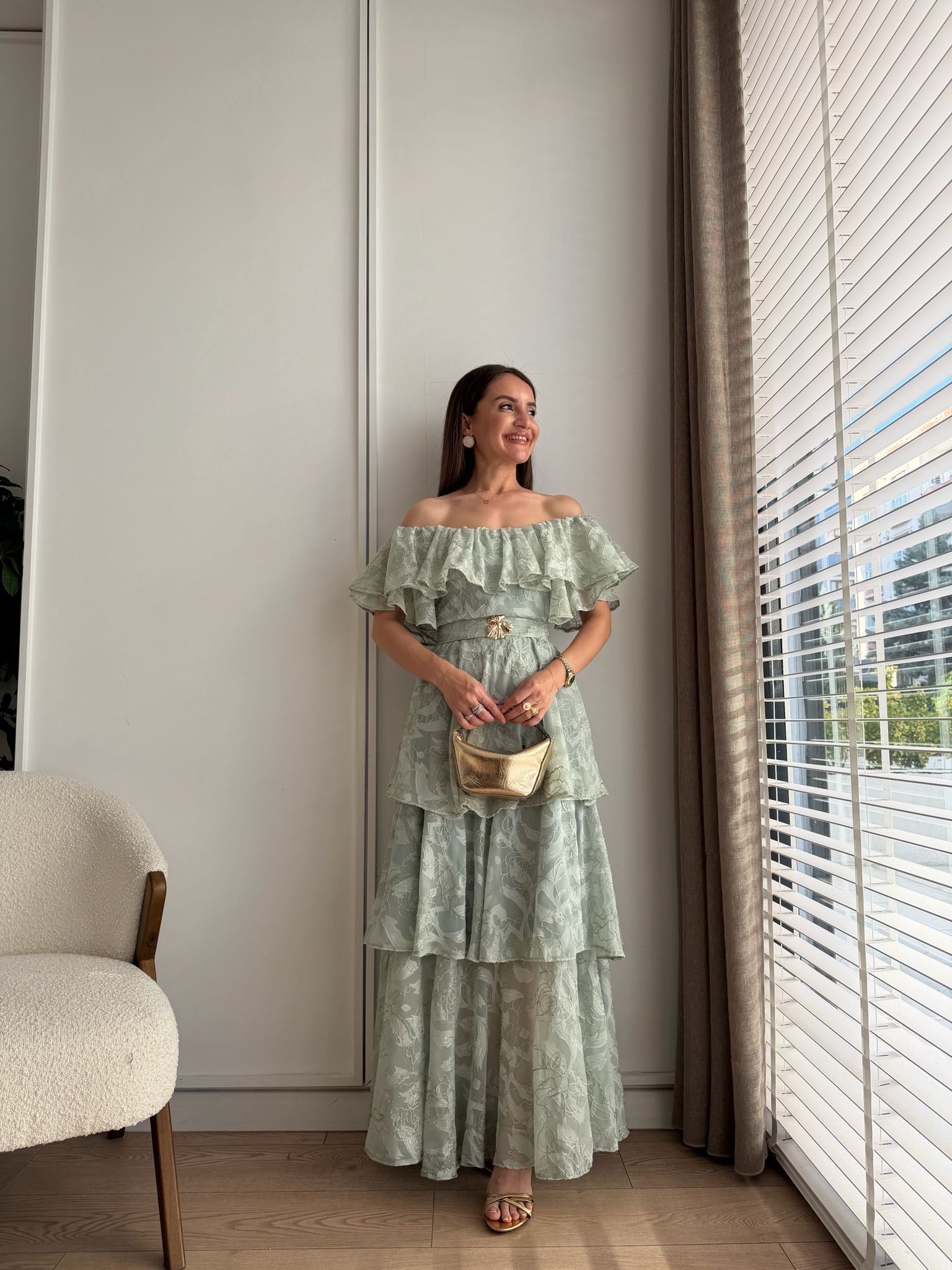 Mint yeşili Katlı Yakası Lastikli Kat Kat Nakışlı Elbise 9549