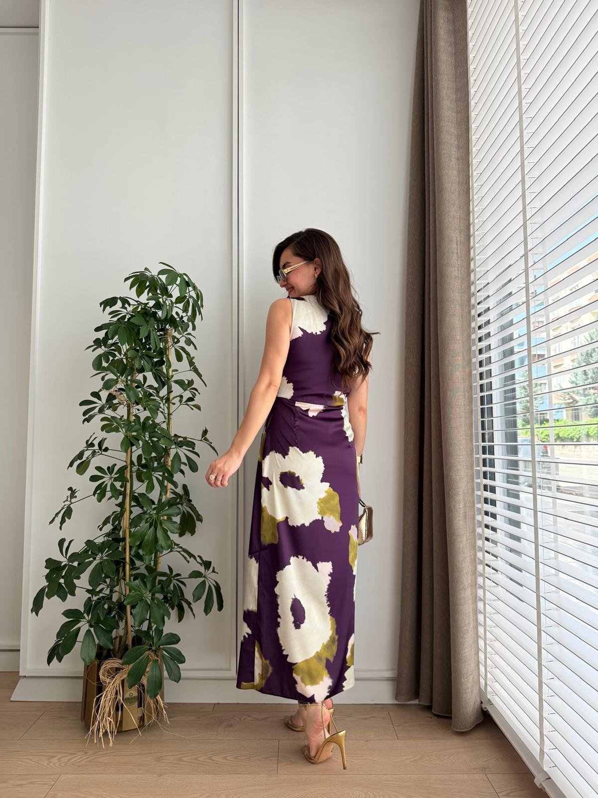 Mor Sıfır Kol Omuz Detaylı Saten Elbise 223