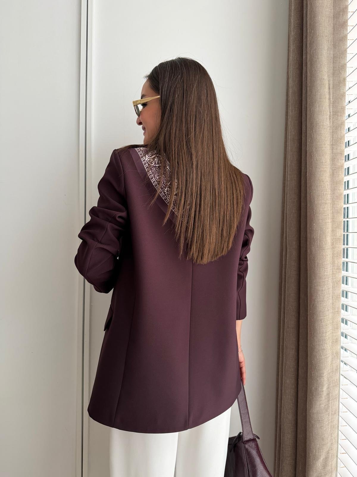 Mürdüm Fular Detaylı Vatkalı Blazer Ceket 7665