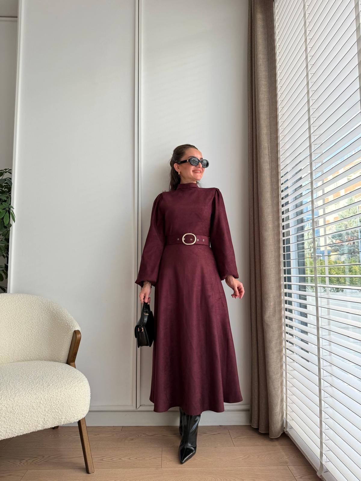 Mürdüm Kemerli Vatkalı Süet Elbise 9350
