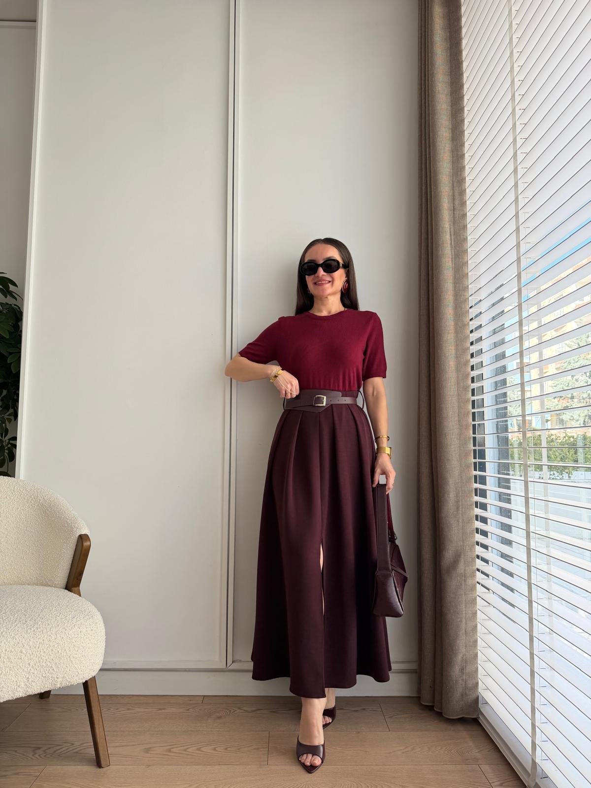 Mürdüm Pileli Ön Yırtmaç Kemerli Etek 3376