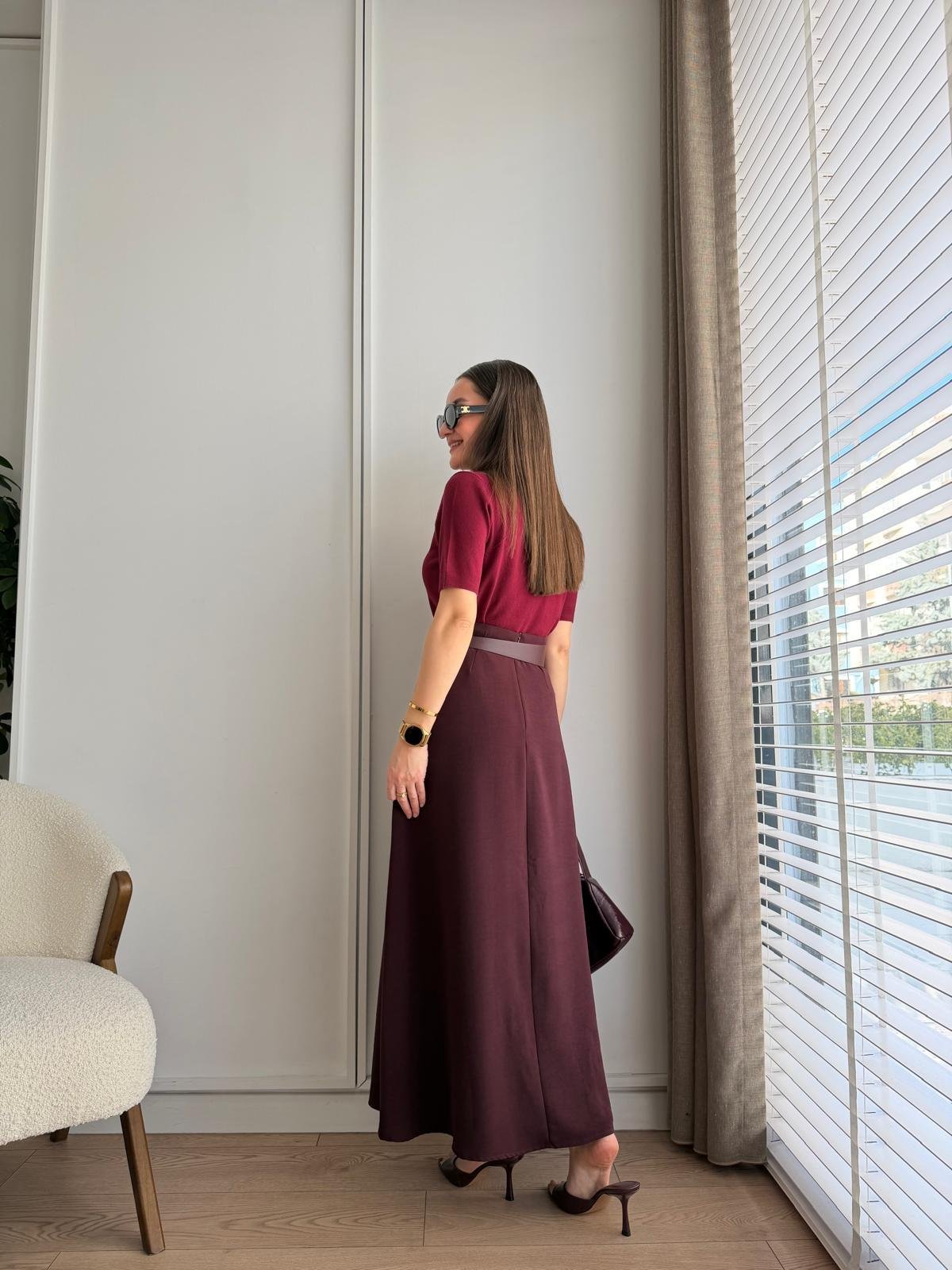 Mürdüm Pileli Ön Yırtmaç Kemerli Etek 3376