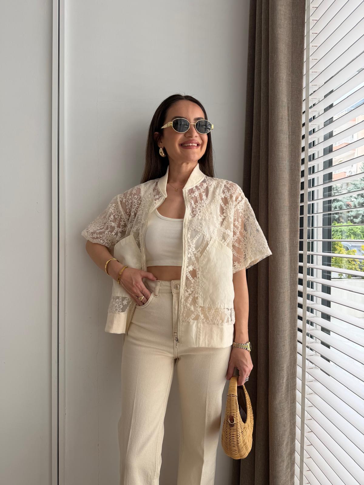 Naturel Premium Dantel İşlemeli Yelek 39026