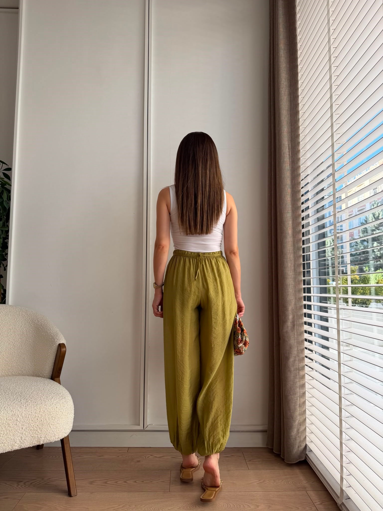 Olive Astarlı Paçası Lastikli Pantolon 23122