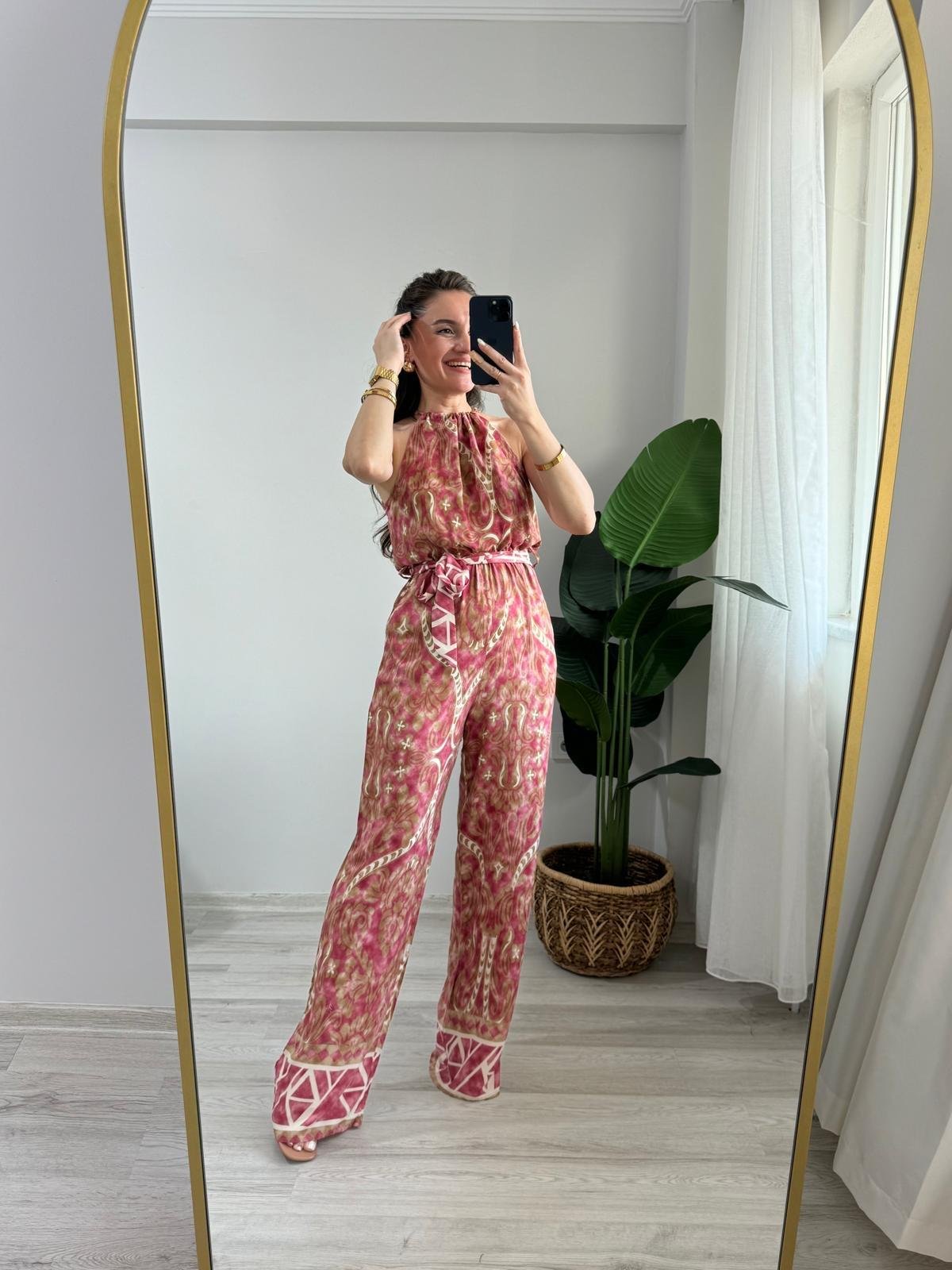 Pembe Desenli Halter Yaka Bel Lastikli Kuşaklı Tulum  3528