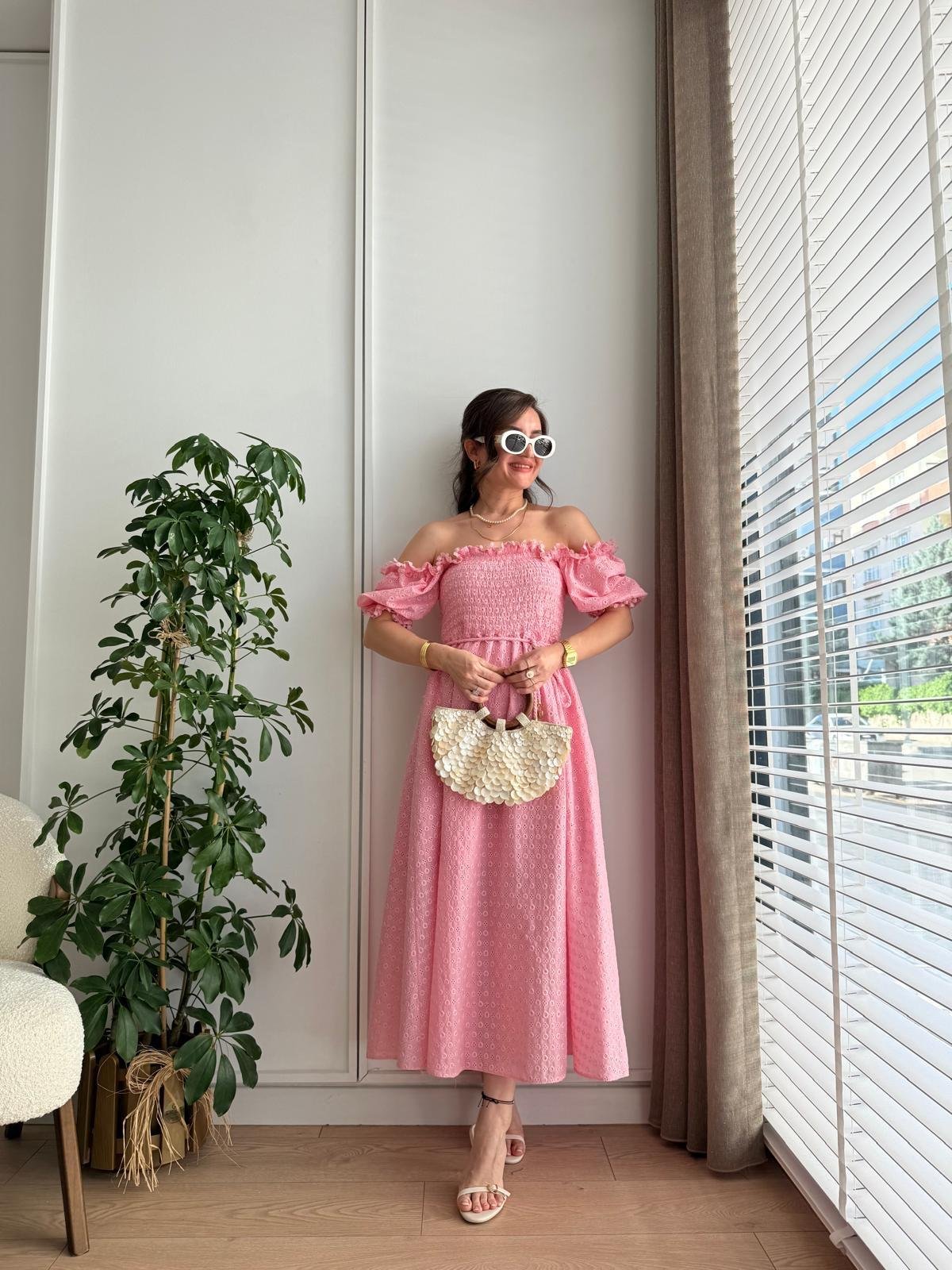 Pembe Gipeli Brode Elbise 8866