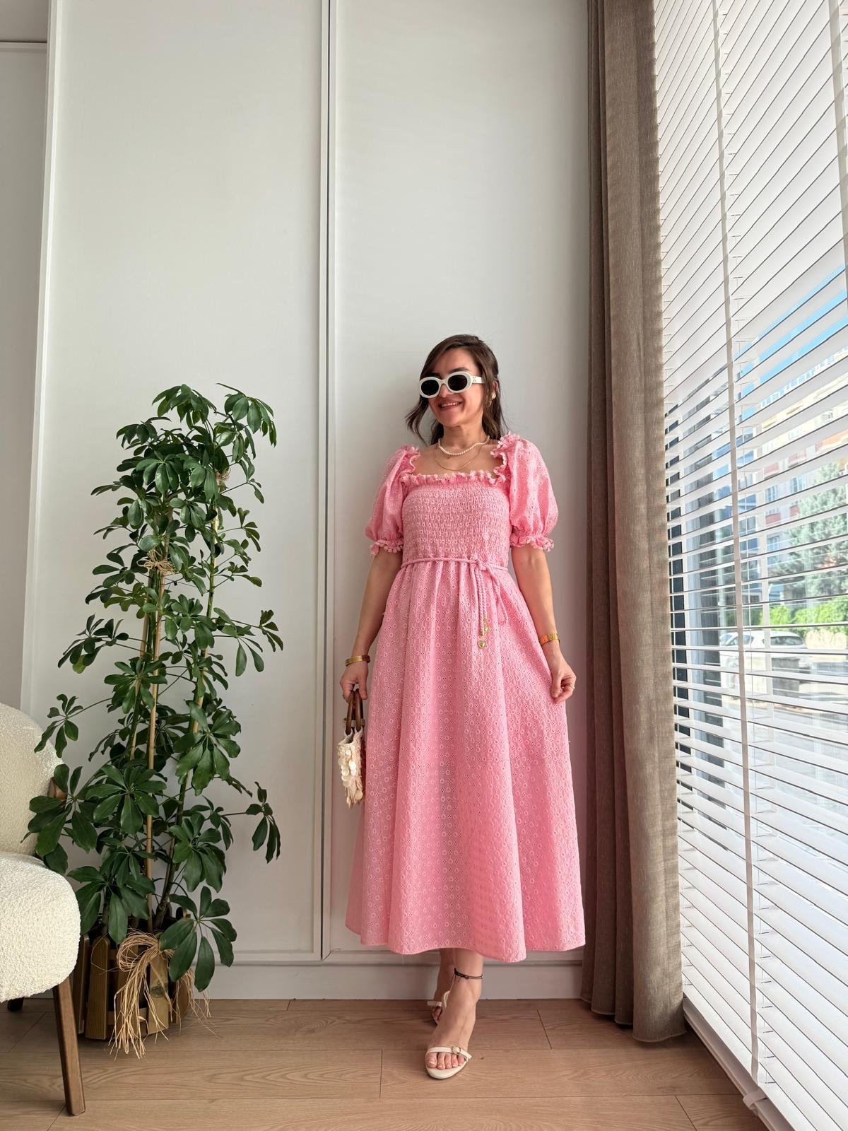 Pembe Gipeli Brode Elbise 8866