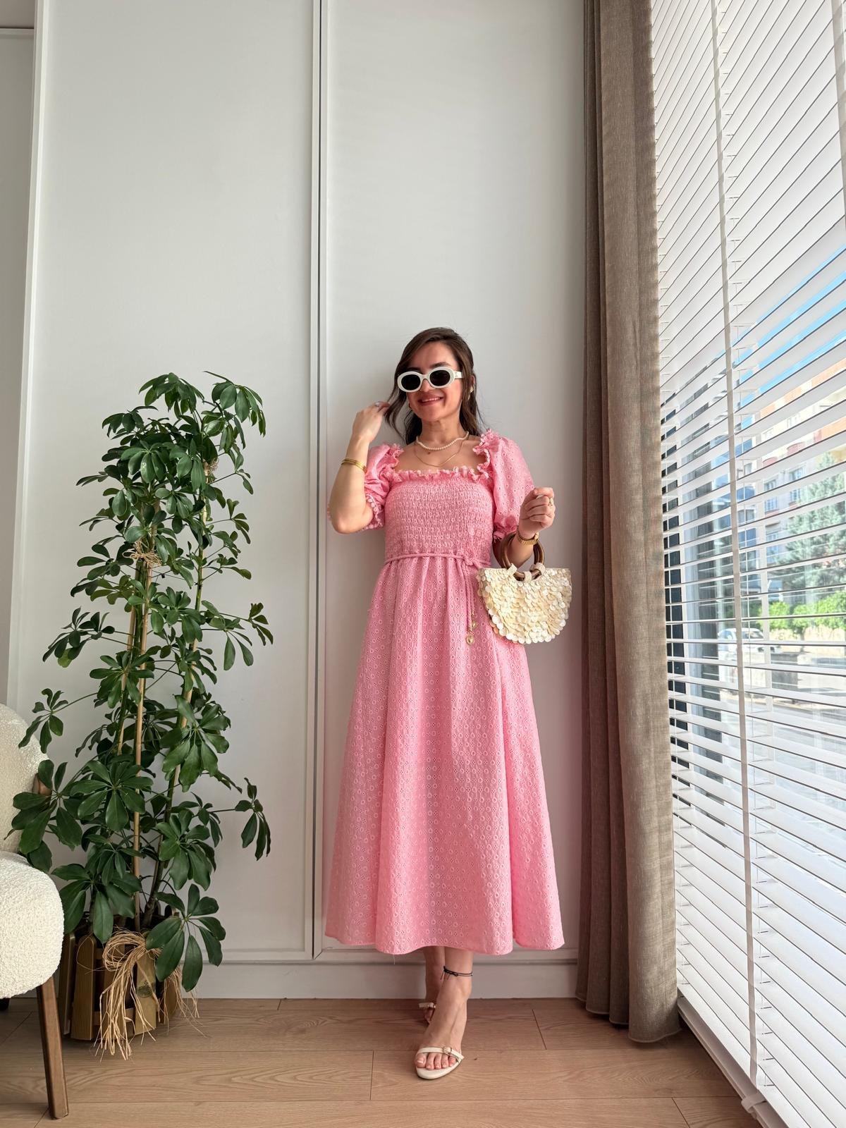 Pembe Gipeli Brode Elbise 8866