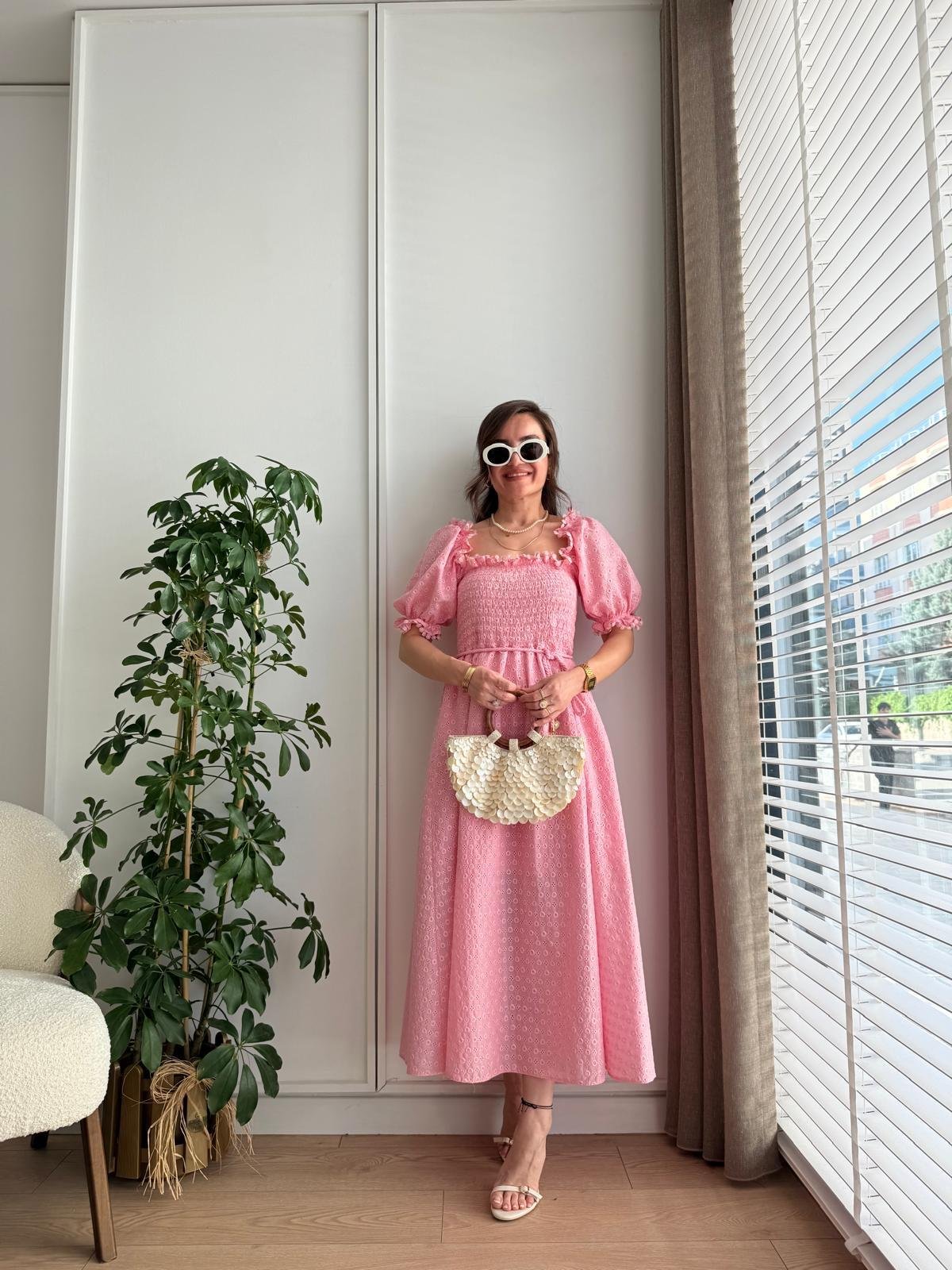 Pembe Gipeli Brode Elbise 8866