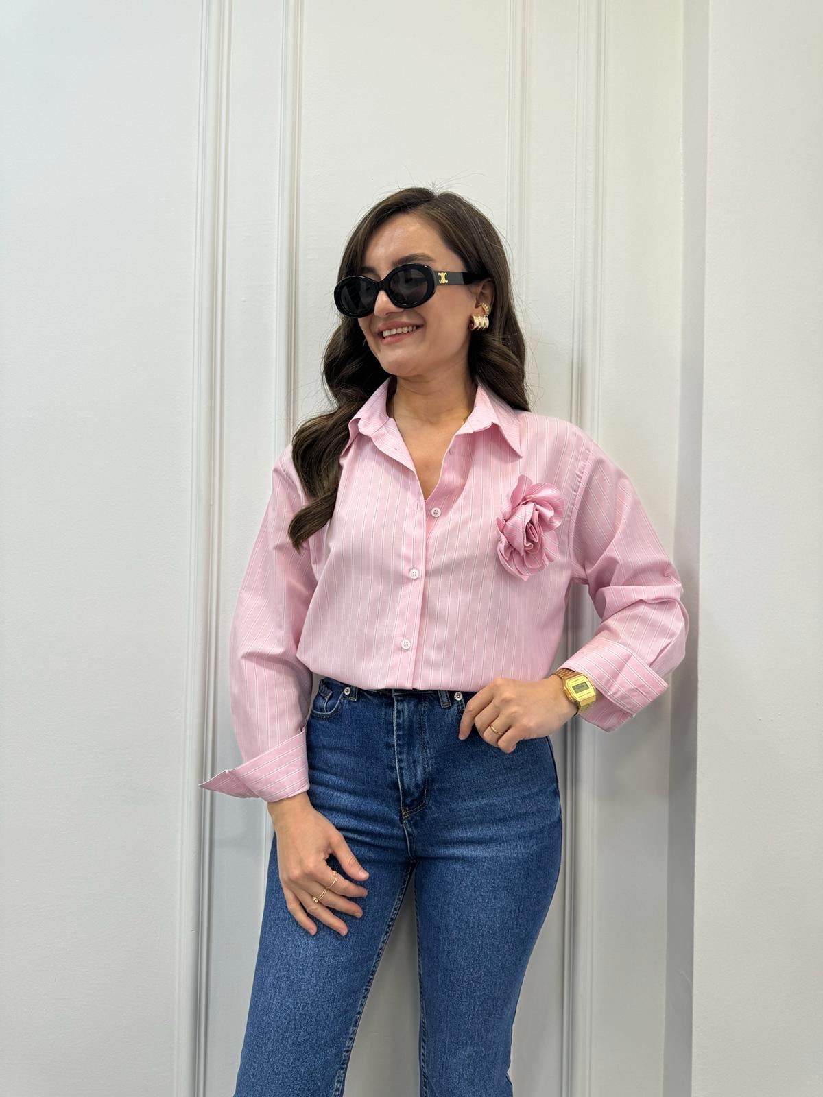 Pembe Kalın Çizgili Çiçek Broş Detaylı Gömlek 70142