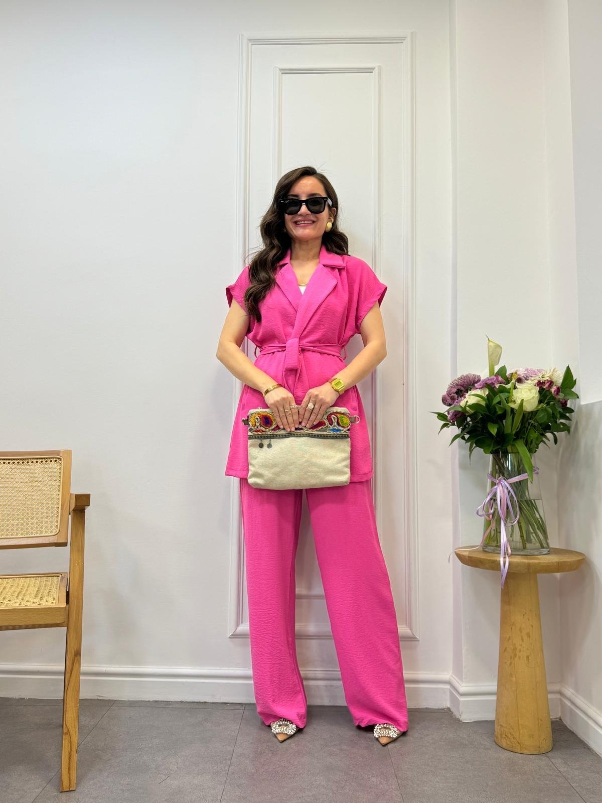 Pembe Kruvaze Yaka Kemerli Yelek Pantolon Takım 1905