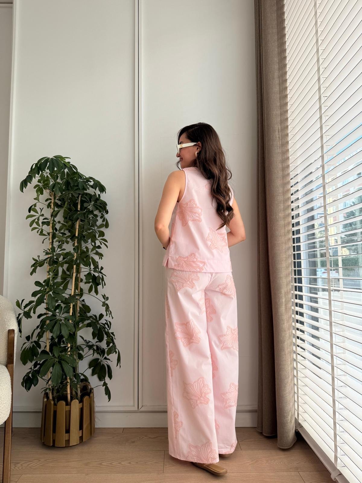 Pembe Nakış Detaylı Bluz Pantolon Takım 16871