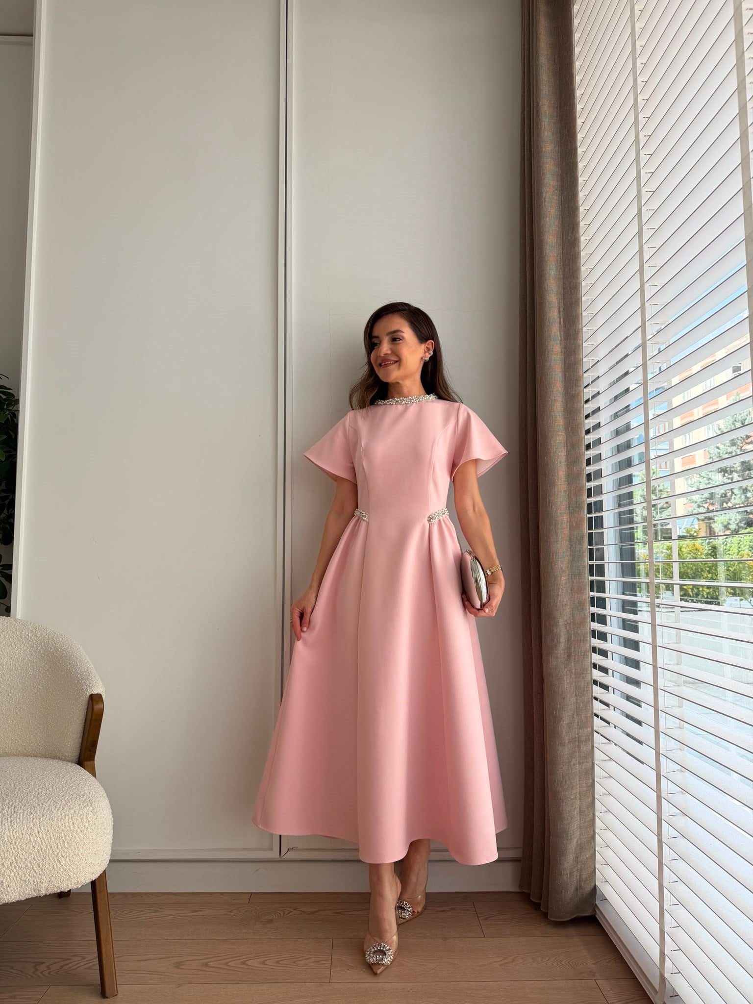 Pembe Prenses Kesim Taş İşlemeli Elbise 3220