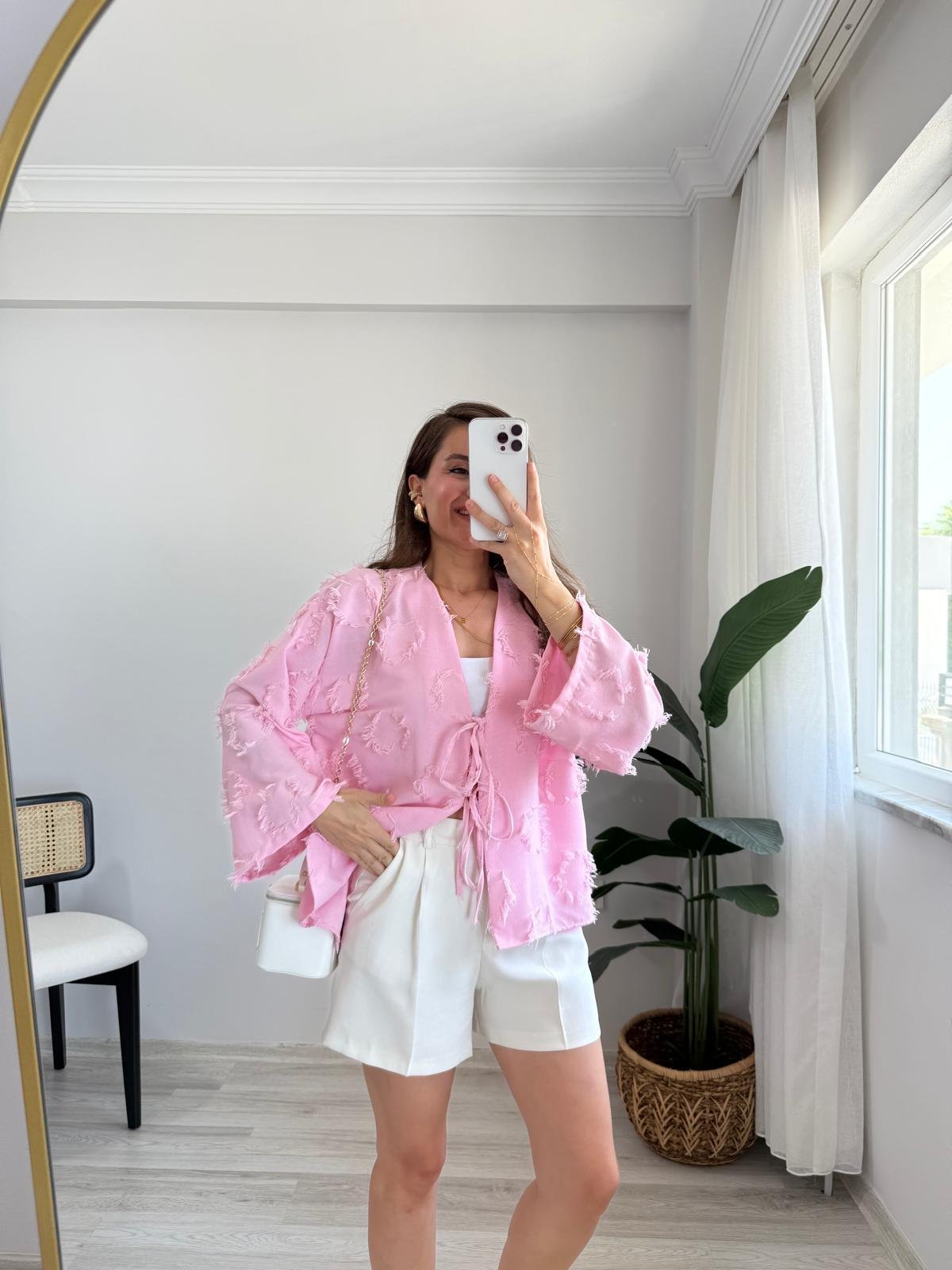 Pembe Püskül Detaylı Ön Bağlamalı Kimono 7012