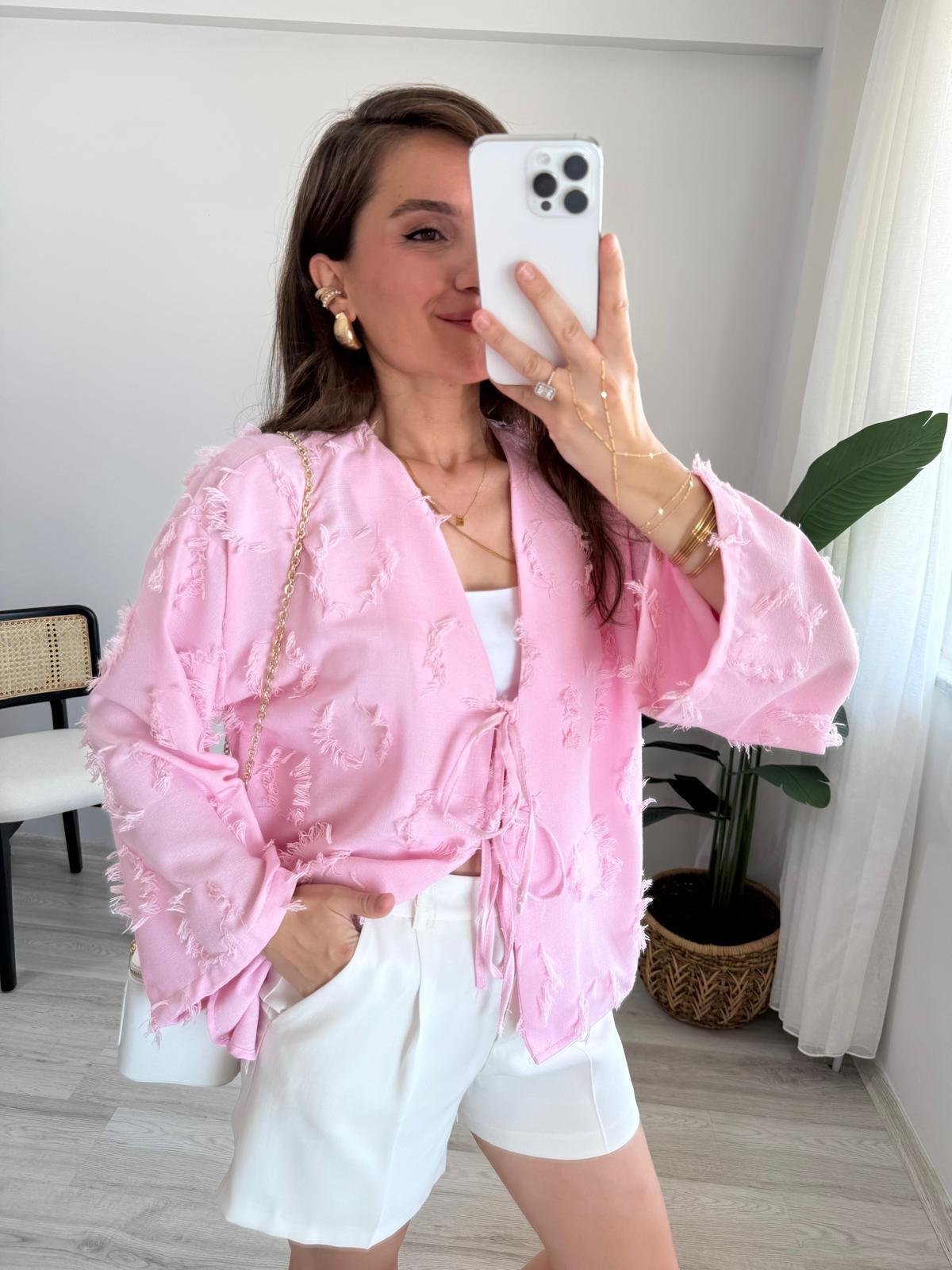 Pembe Püskül Detaylı Ön Bağlamalı Kimono 7012