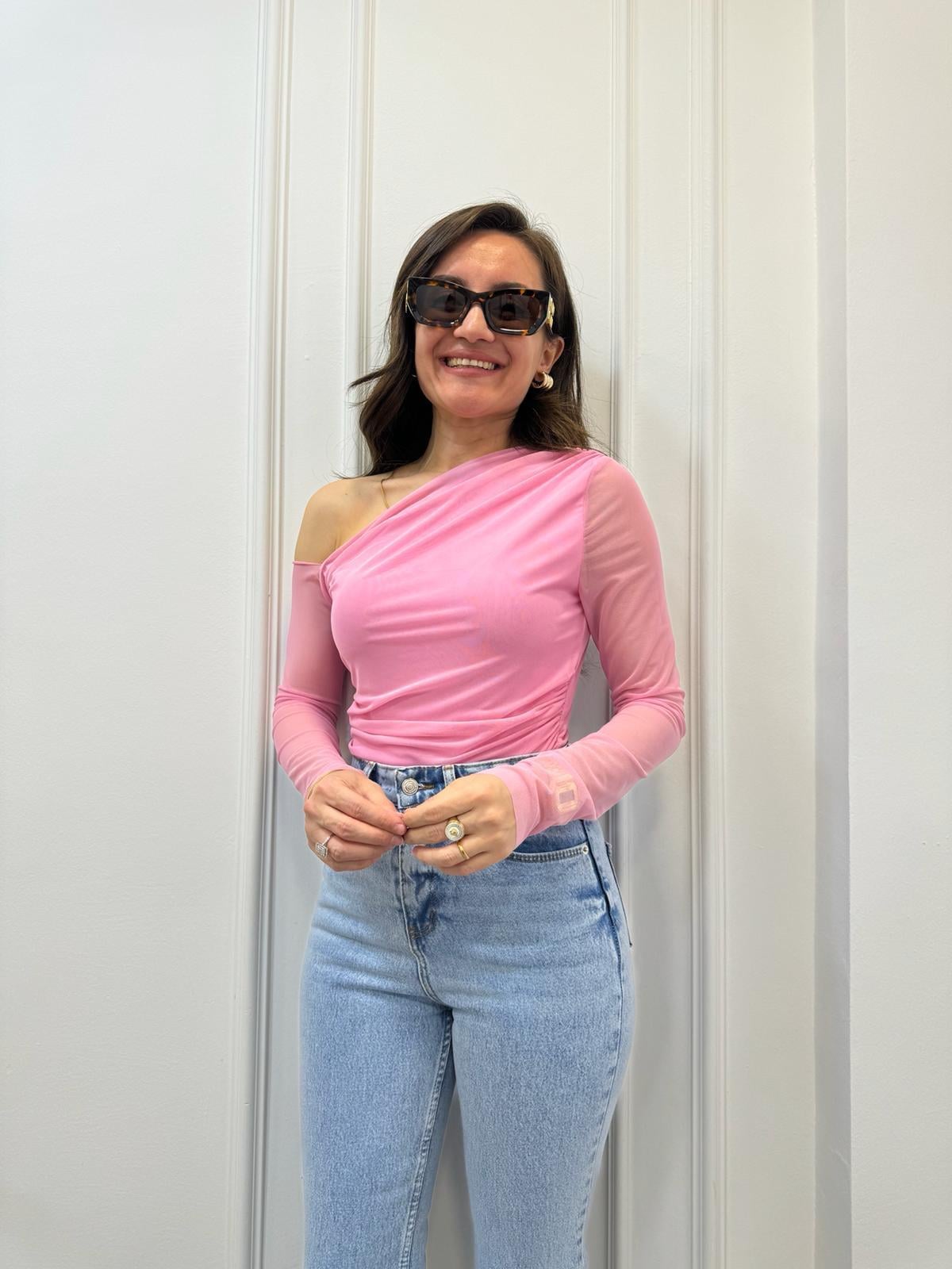 Pembe Tek Omuz Detaylı Yan Drapeli Tül Crop 2901