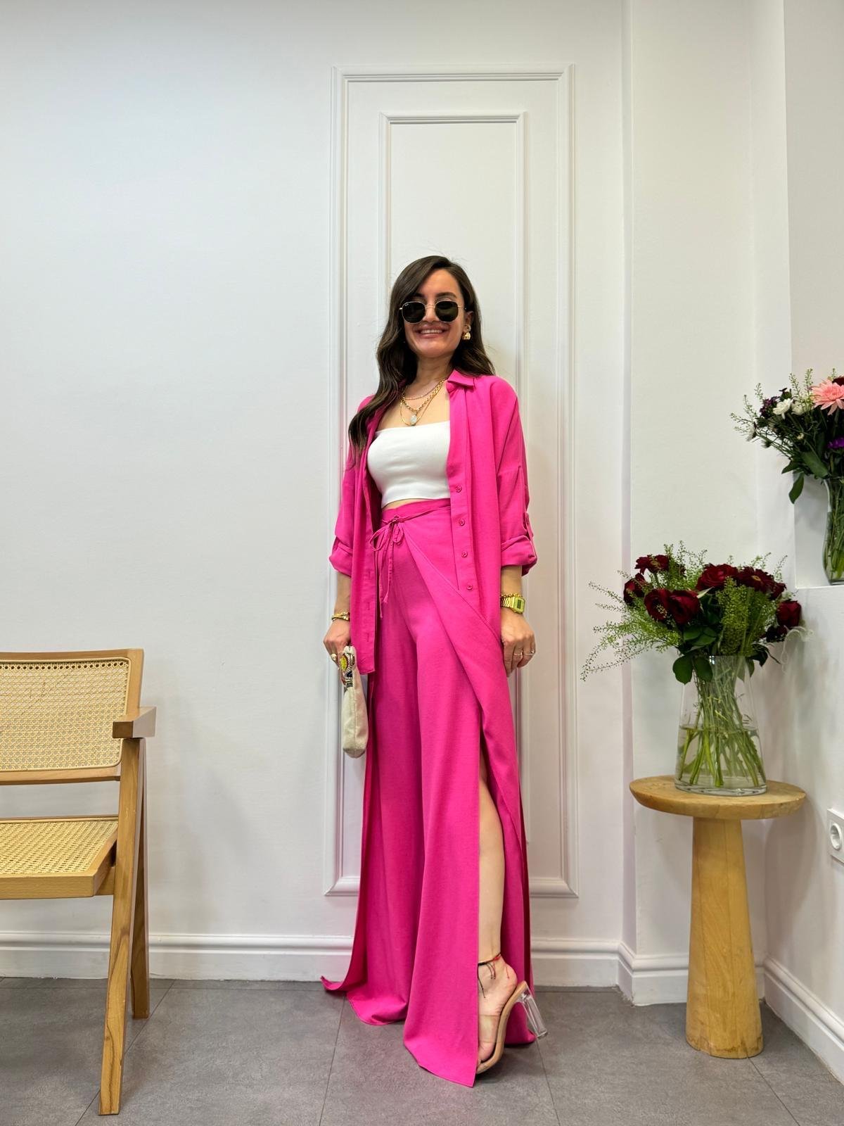 Pembe V Yaka Düğmeli Tasarım Pantolon Gömlek Takım 0105