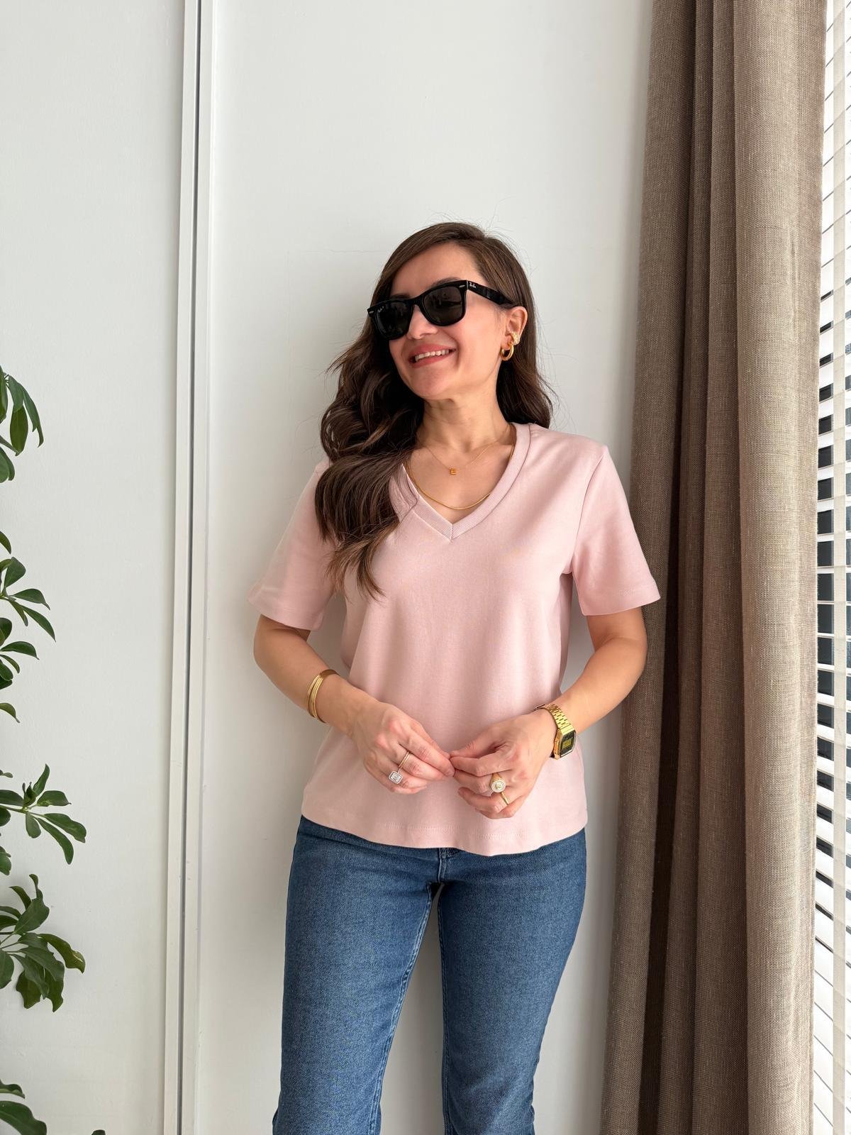 Pembe V Yaka Yarım Kol Tshırt 16719
