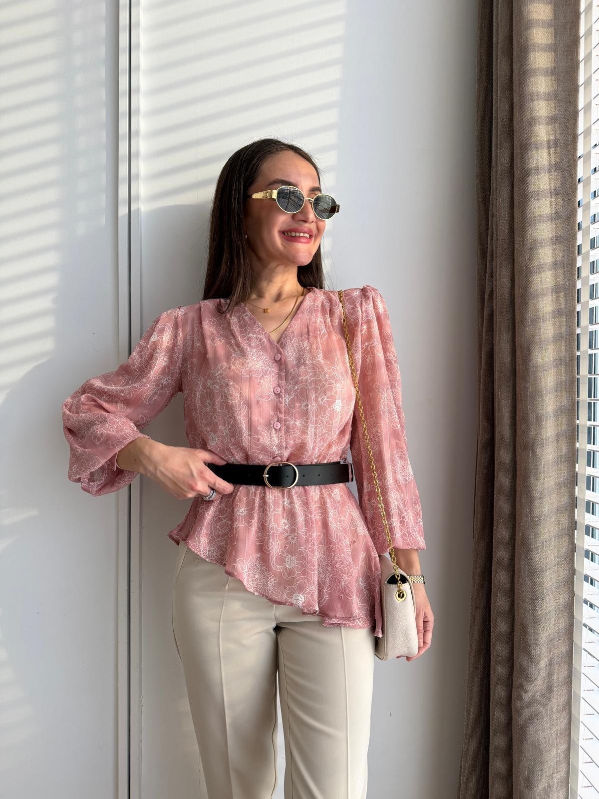 Pembe Vatkalı Kemerli Şifon Bluz 3037
