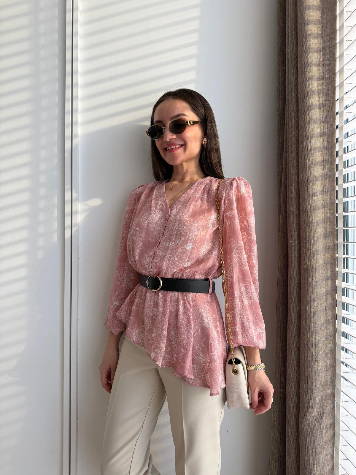 Pembe Vatkalı Kemerli Şifon Bluz 3037