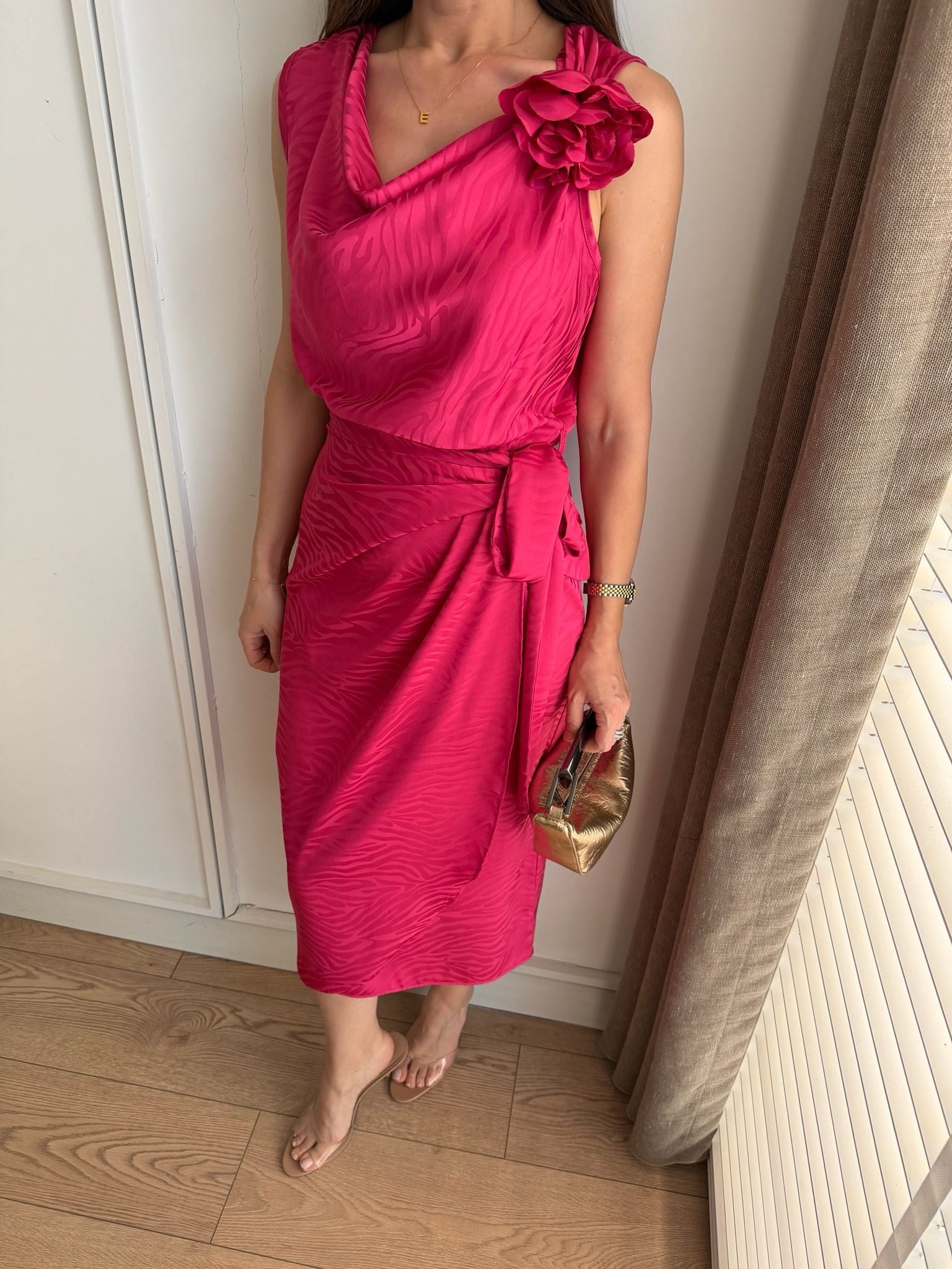 Pembe Zebra Desen Gül Broşlu Elbise 2456