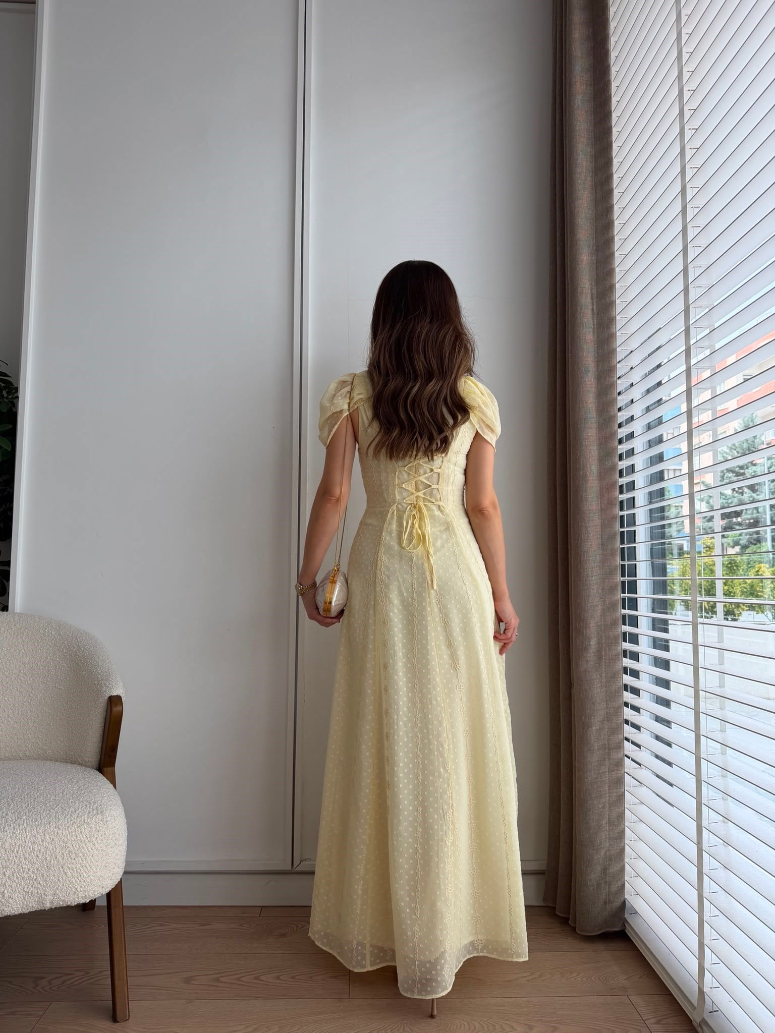 Sarı Bağlama Detaylı Nakışlı Şifon Elbise 3202