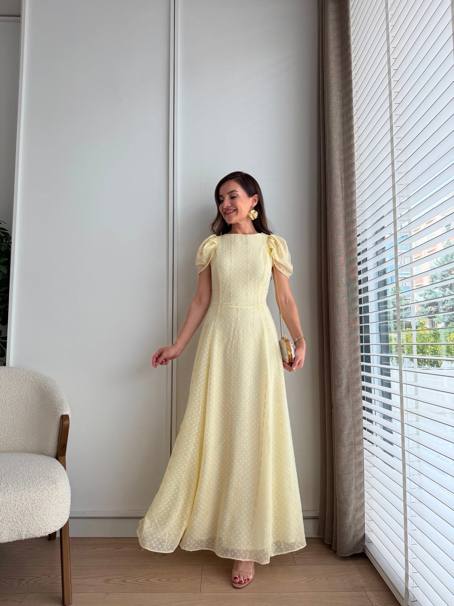Sarı Bağlama Detaylı Nakışlı Şifon Elbise 3202