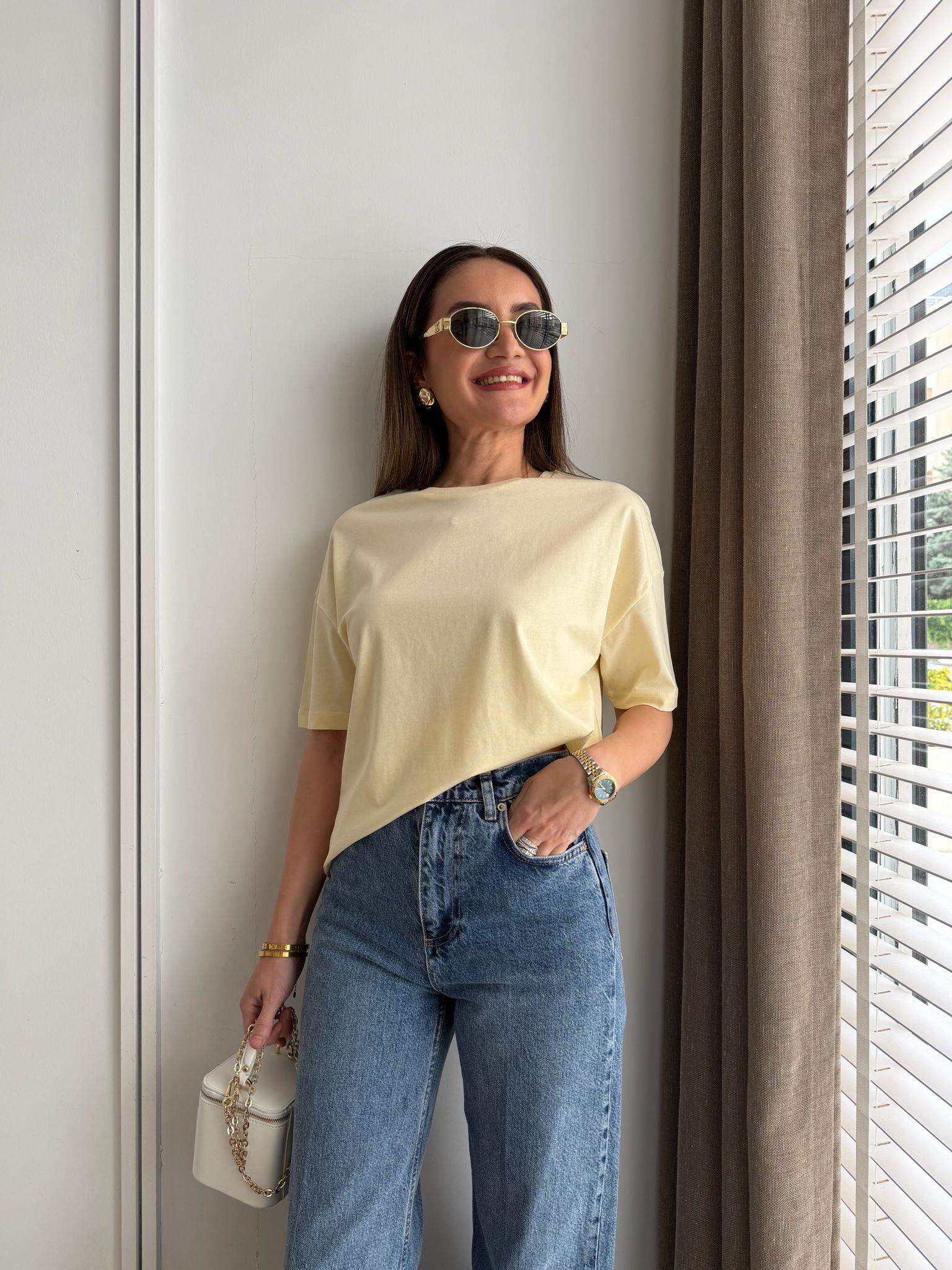 Sarı Bisiklet Yaka Basic Tshirt 3683