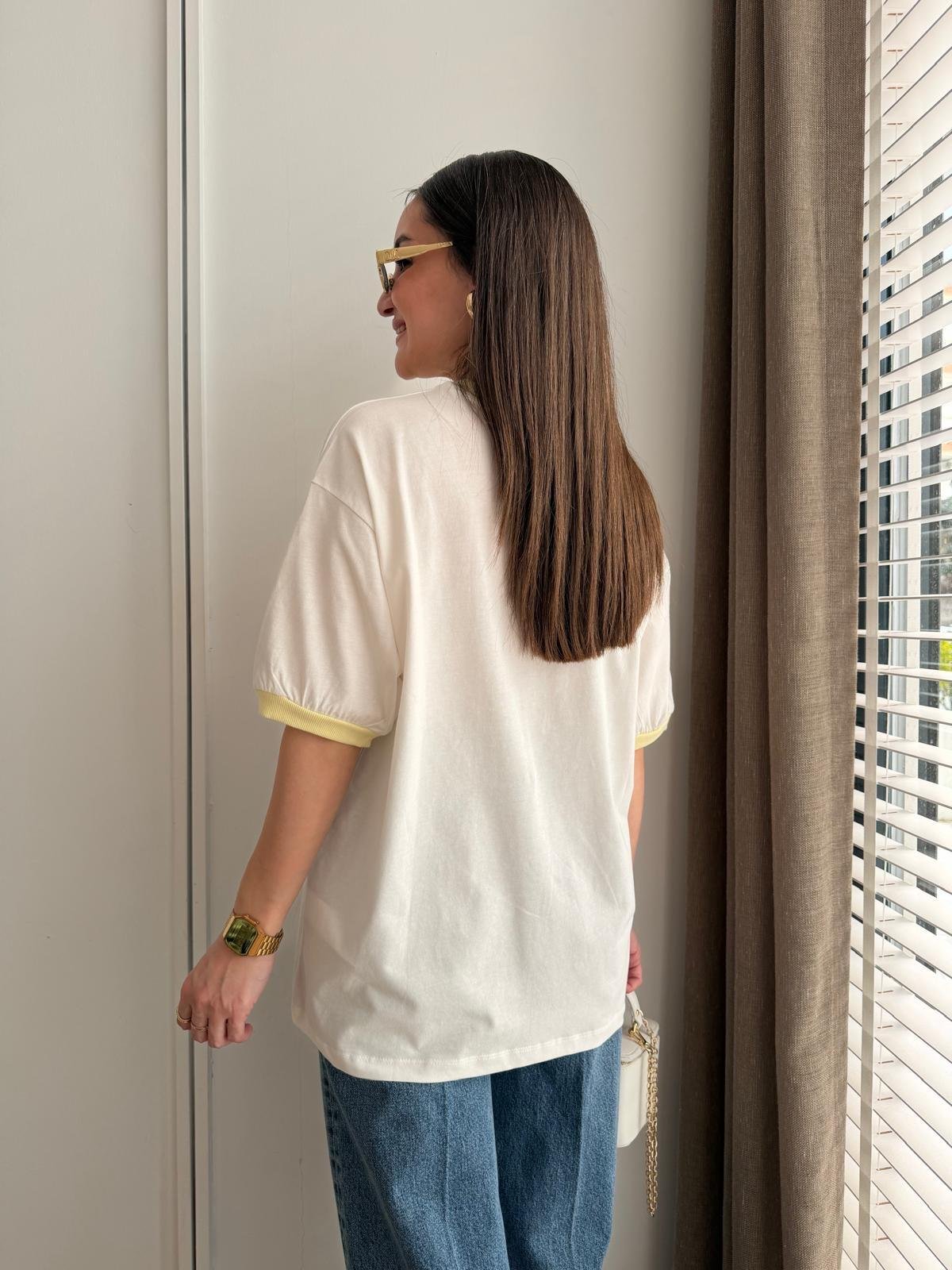 Sarı Bisiklet Yaka Kalp Nakışlı Tshirt 22963