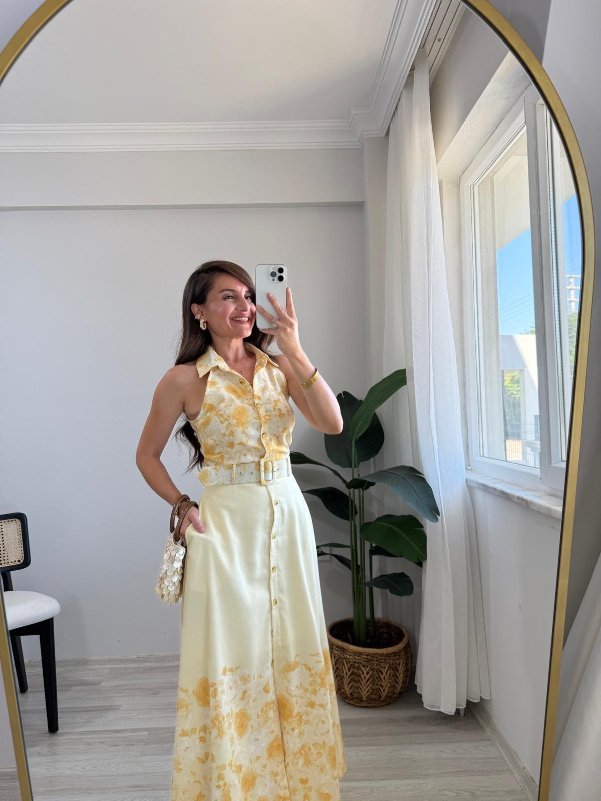 Sarı Desenli Halter Yaka Kemerli Elbise 40197