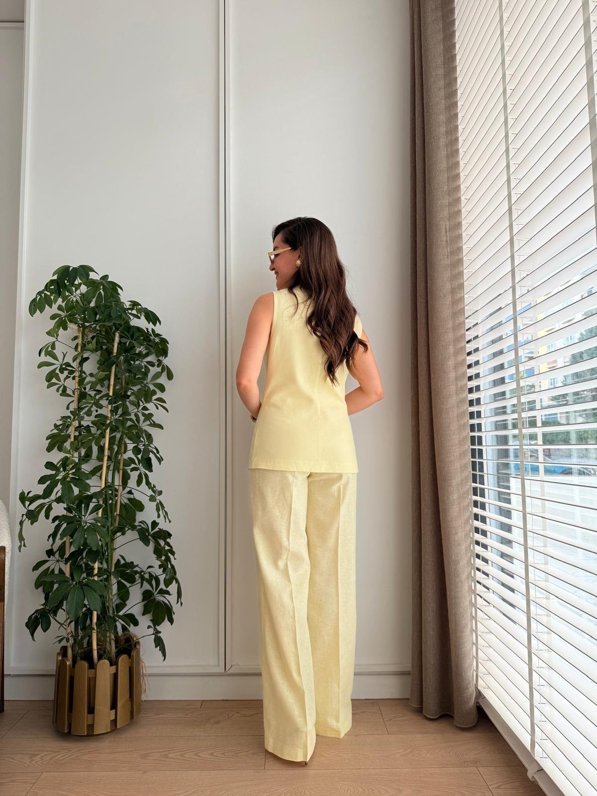 Sarı Gold Düğme Detaylı Yelek Pantolon Takım 9202