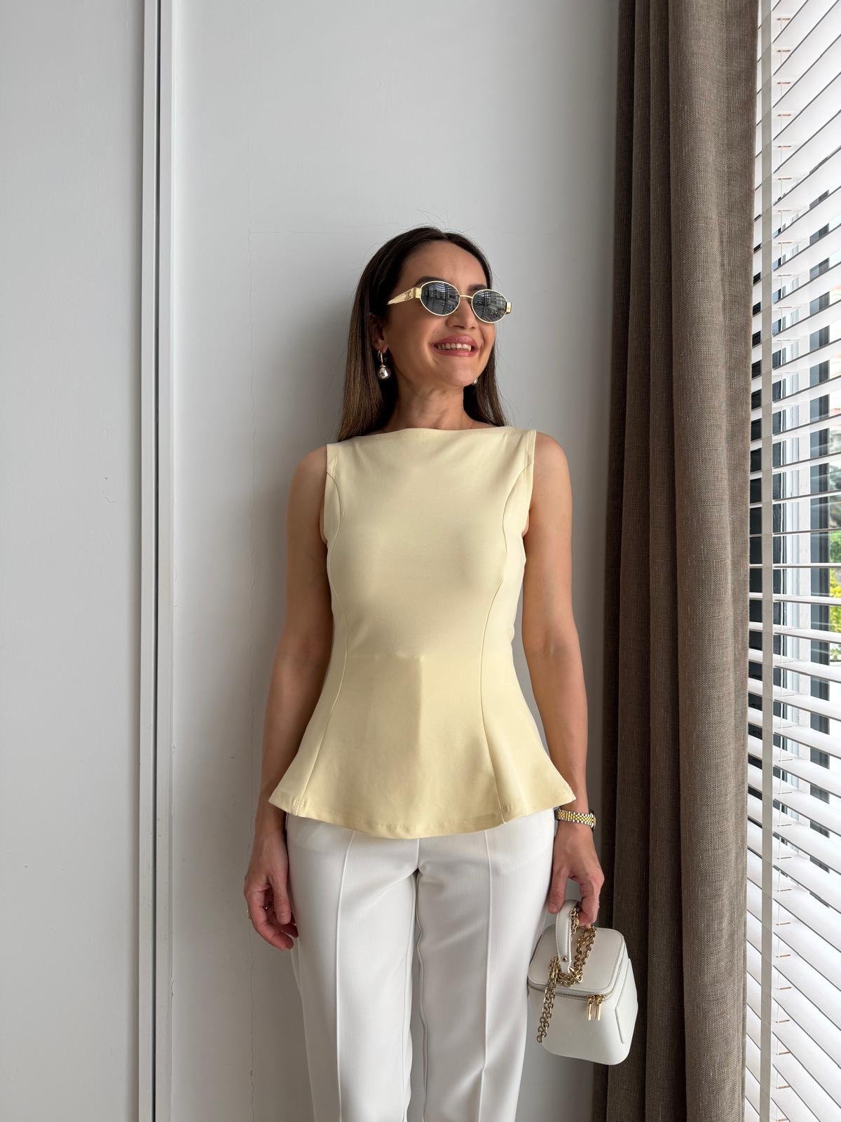 Sarı Kayık Yaka Peplum Bluz 21001