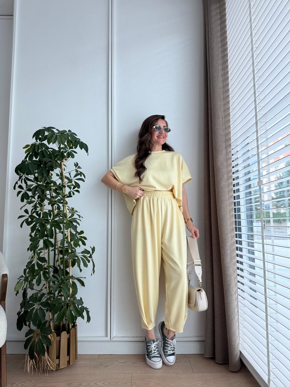 Sarı Modal Kumaş Paça Detaylı Takım 963