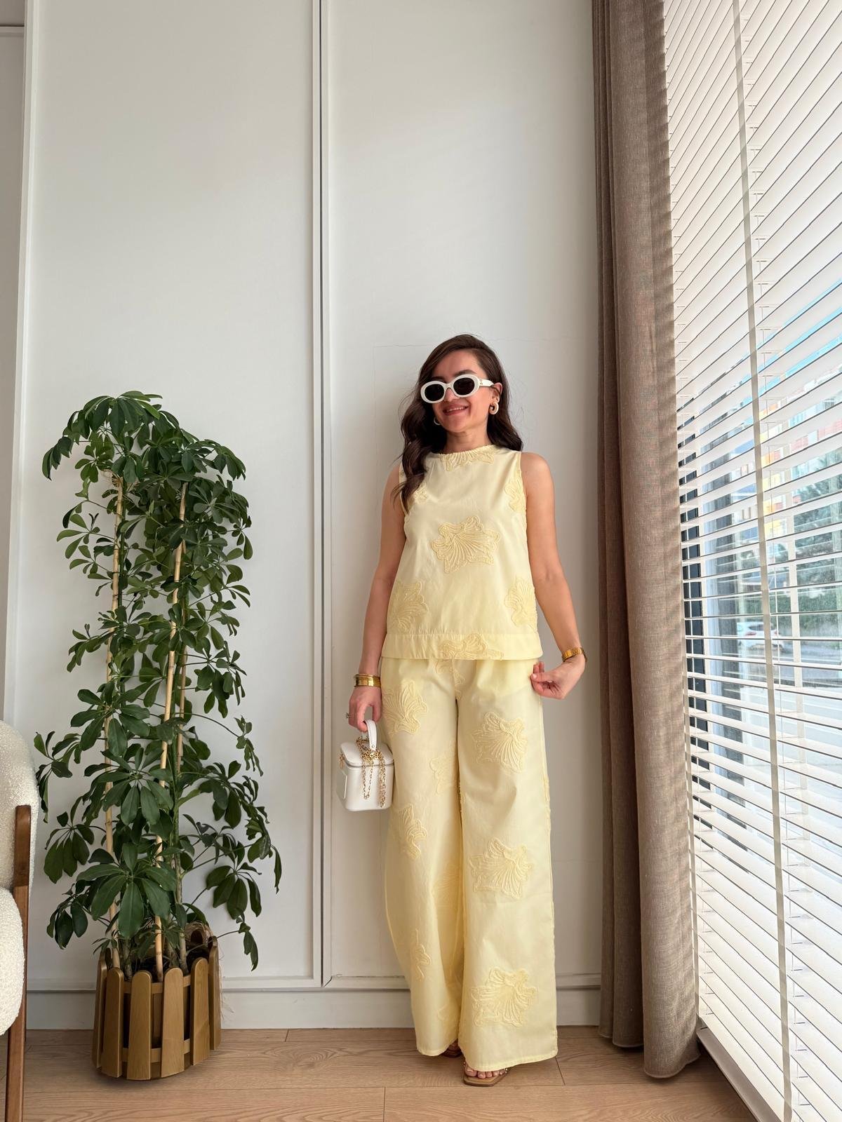 Sarı Nakış Detaylı Bluz Pantolon Takım 16871