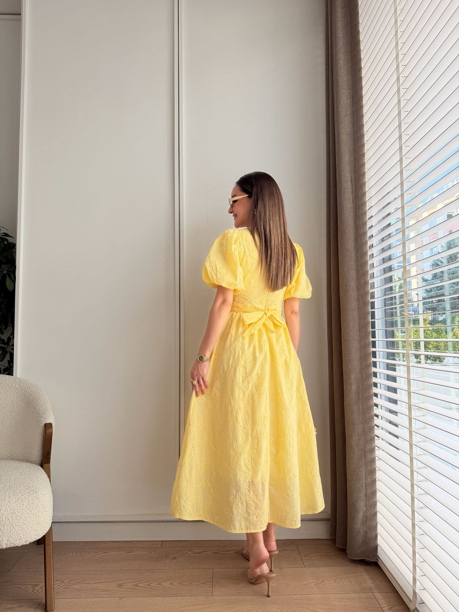 Sarı Nakışlı Kemerli Balon Kol Elbise 3980