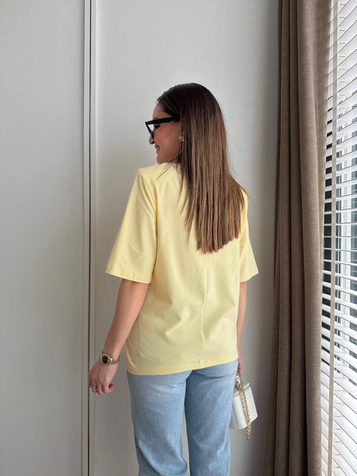 Sarı Vatkalı Düğüm Detaylı Tshirt 1067