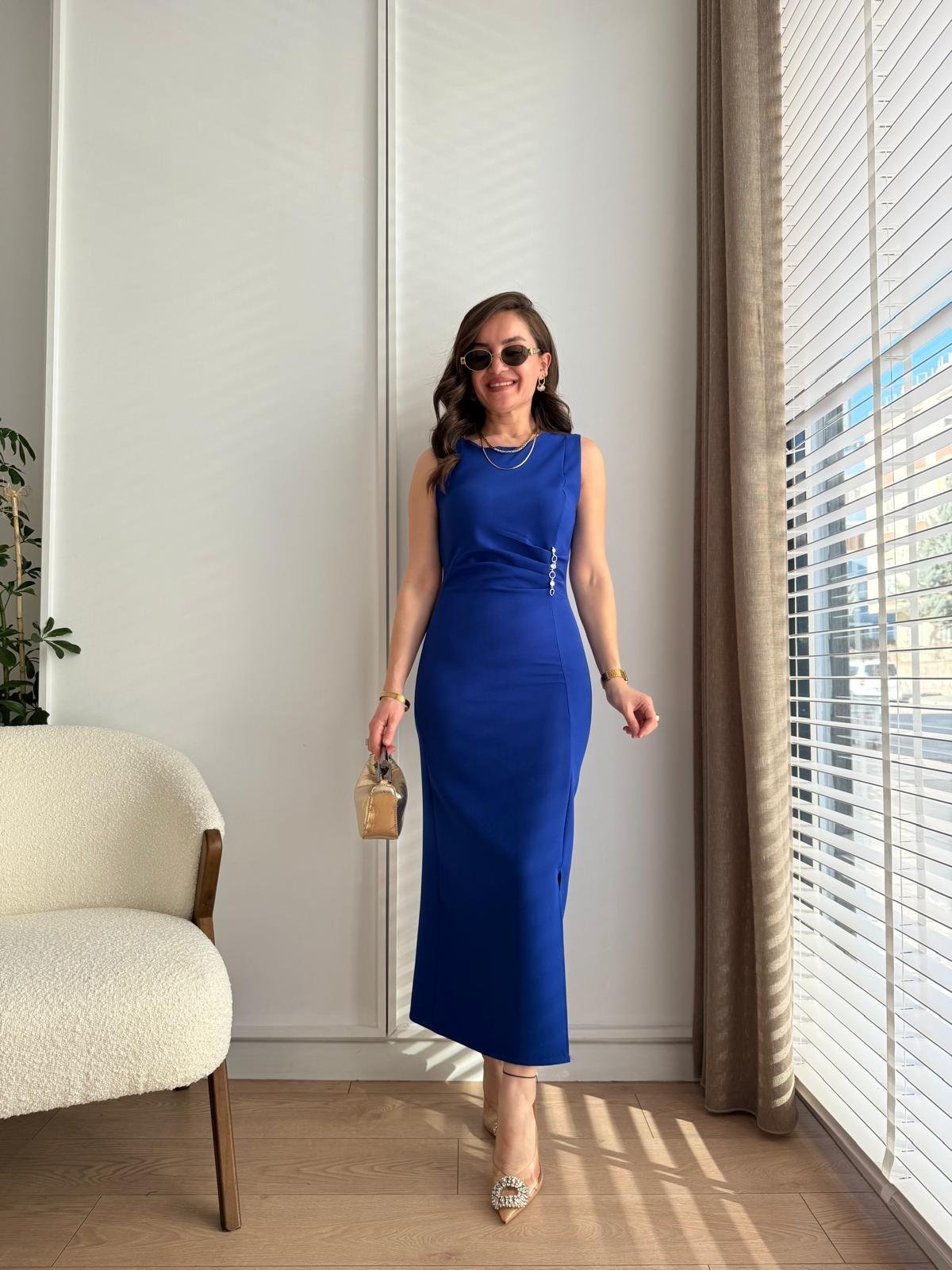 Sax Bel Detaylı Yırtmaçlı Elbise 1147