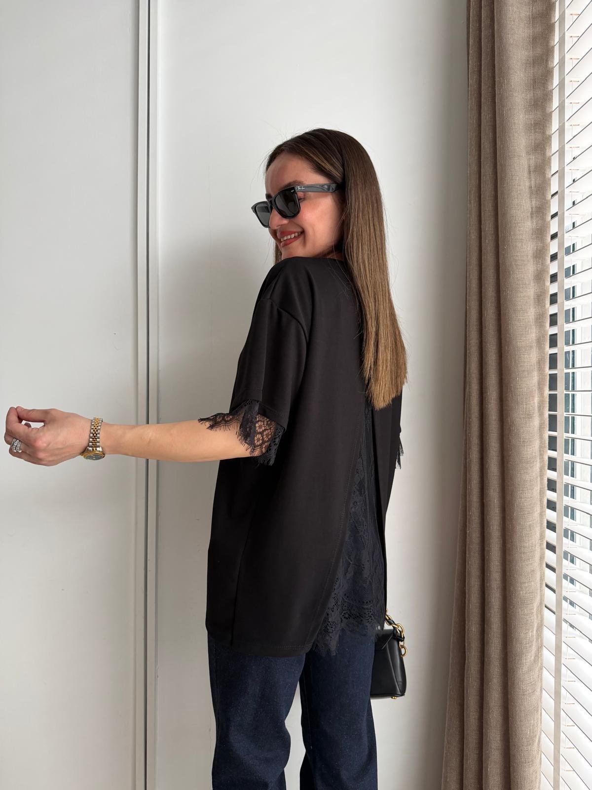 Siyah Arkası Dantelli Tshirt 1073