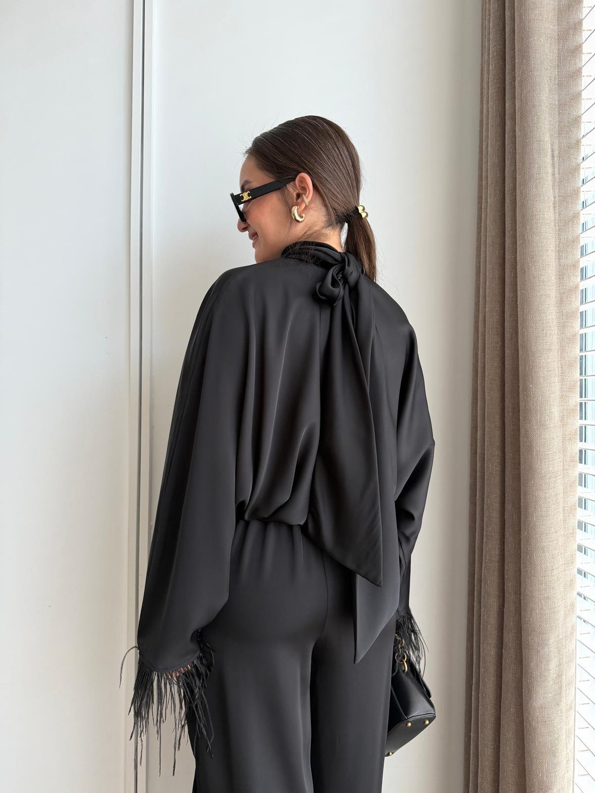Siyah Bağlama Detaylı Otrişli Bluz 31355