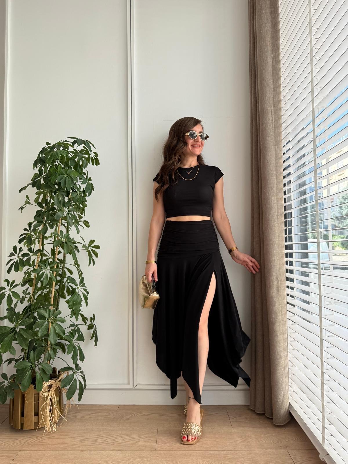 Siyah Bel Drape Detaylı Yırtmaçlı Etek 1138
