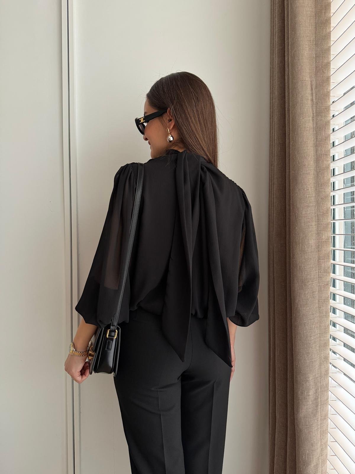 Siyah Bel Lastikli Tasarım Şifon Bluz 31348
