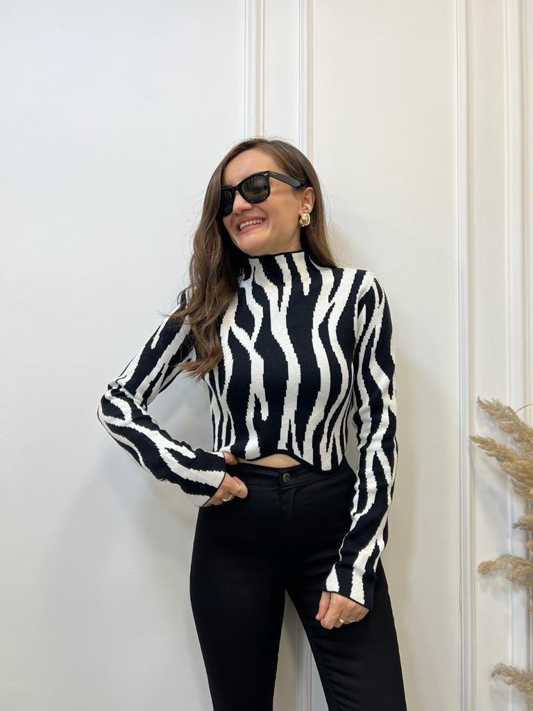 Siyah Beyaz Zebra Desen Vatkalı Kazak 231022