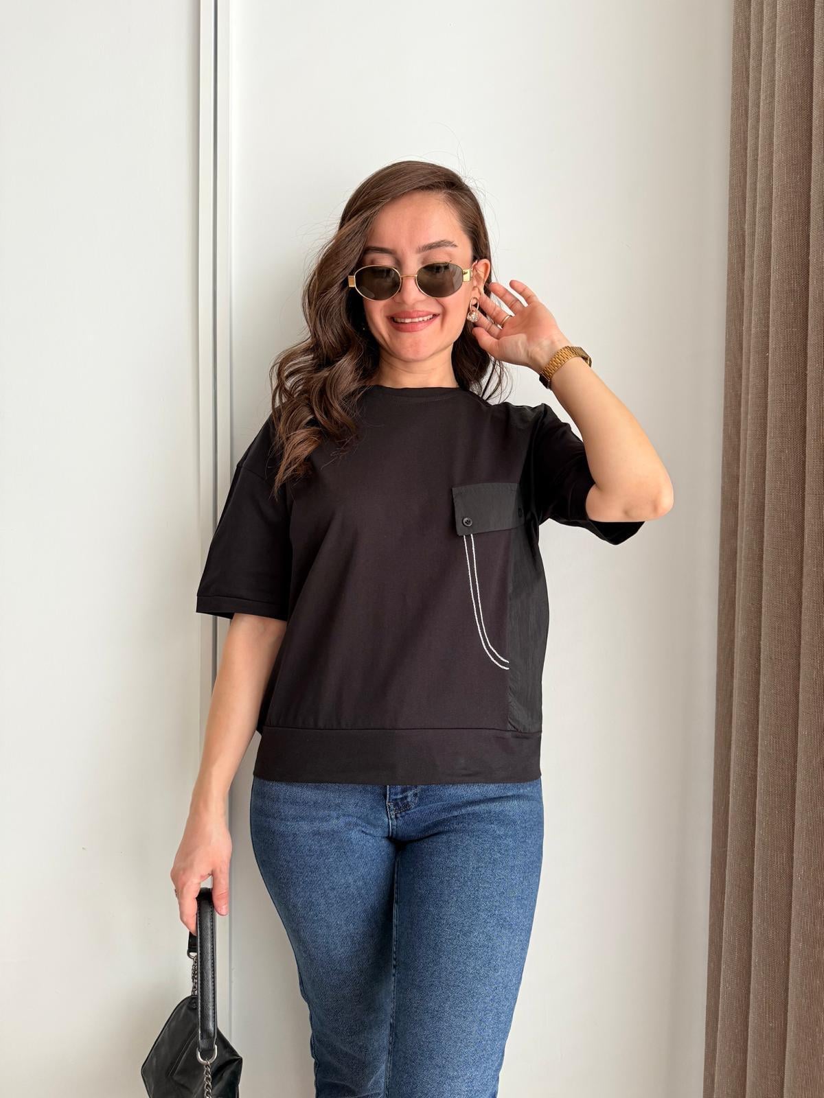 Siyah Bisiklet Yaka Cep Kapak Detaylı Tshirt 29648