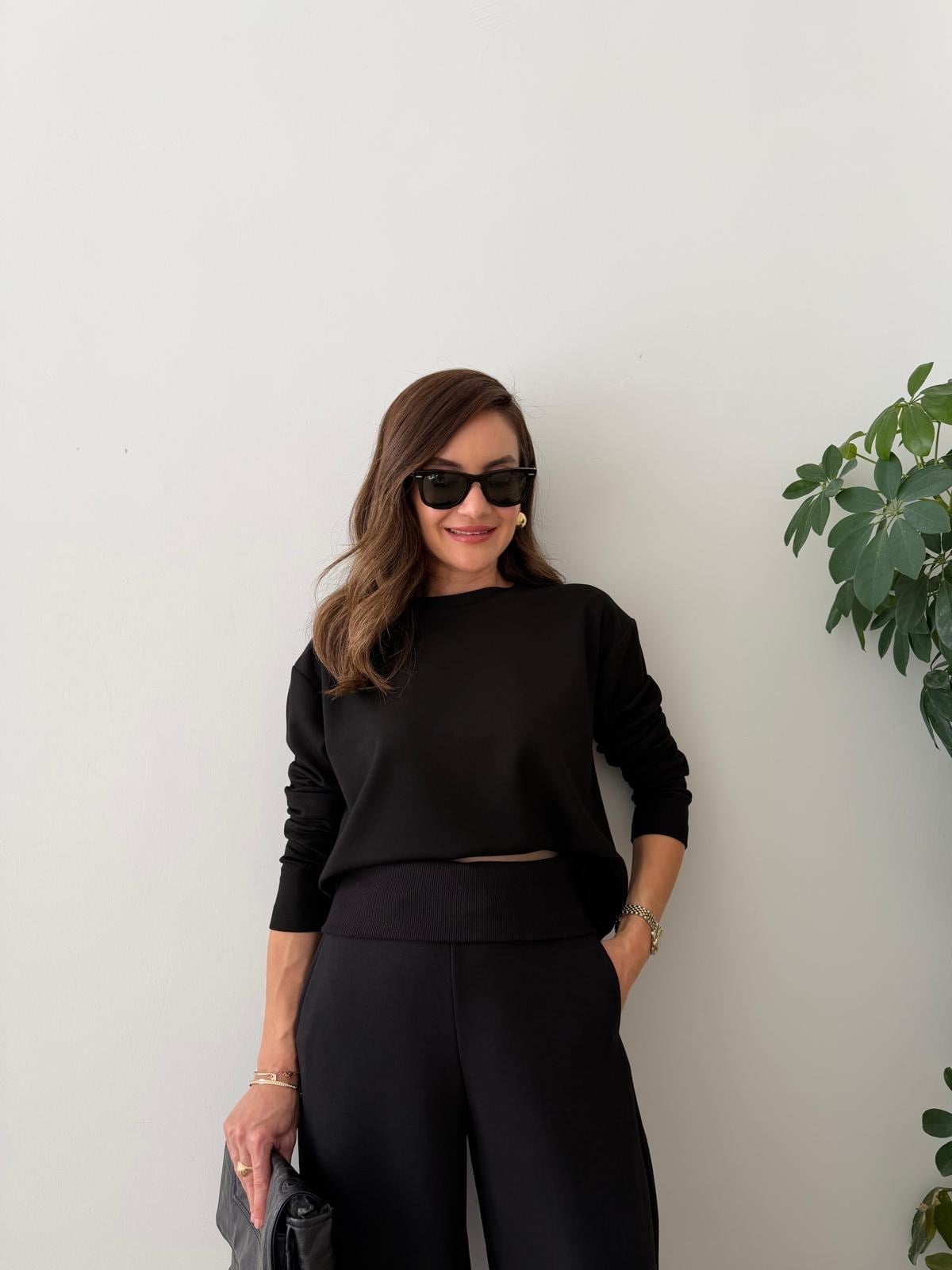 Siyah Bisiklet Yaka Sweatshirt 11448