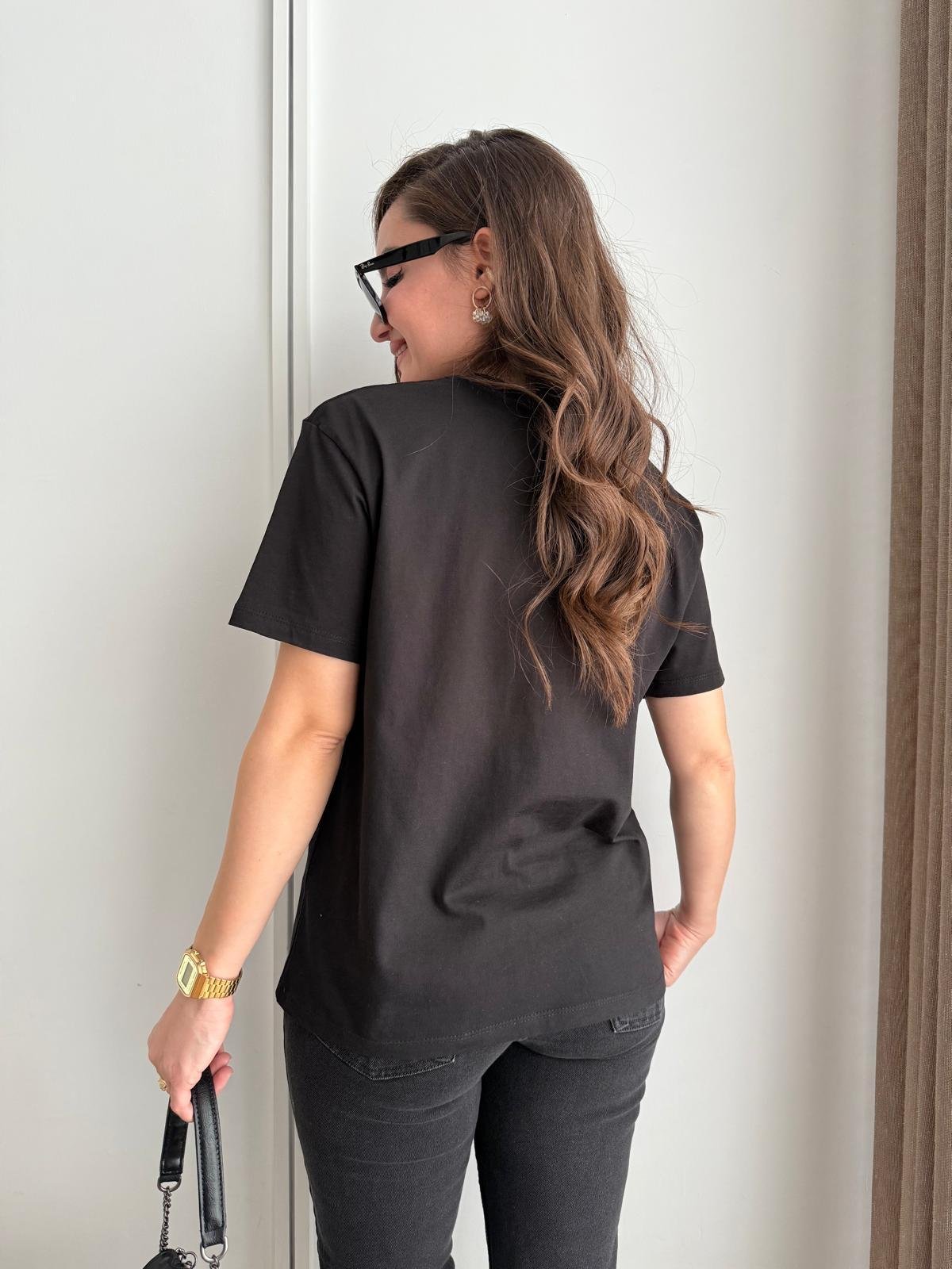 Siyah Bisiklet Yaka Top Zımba Detaylı Tshirt 16259