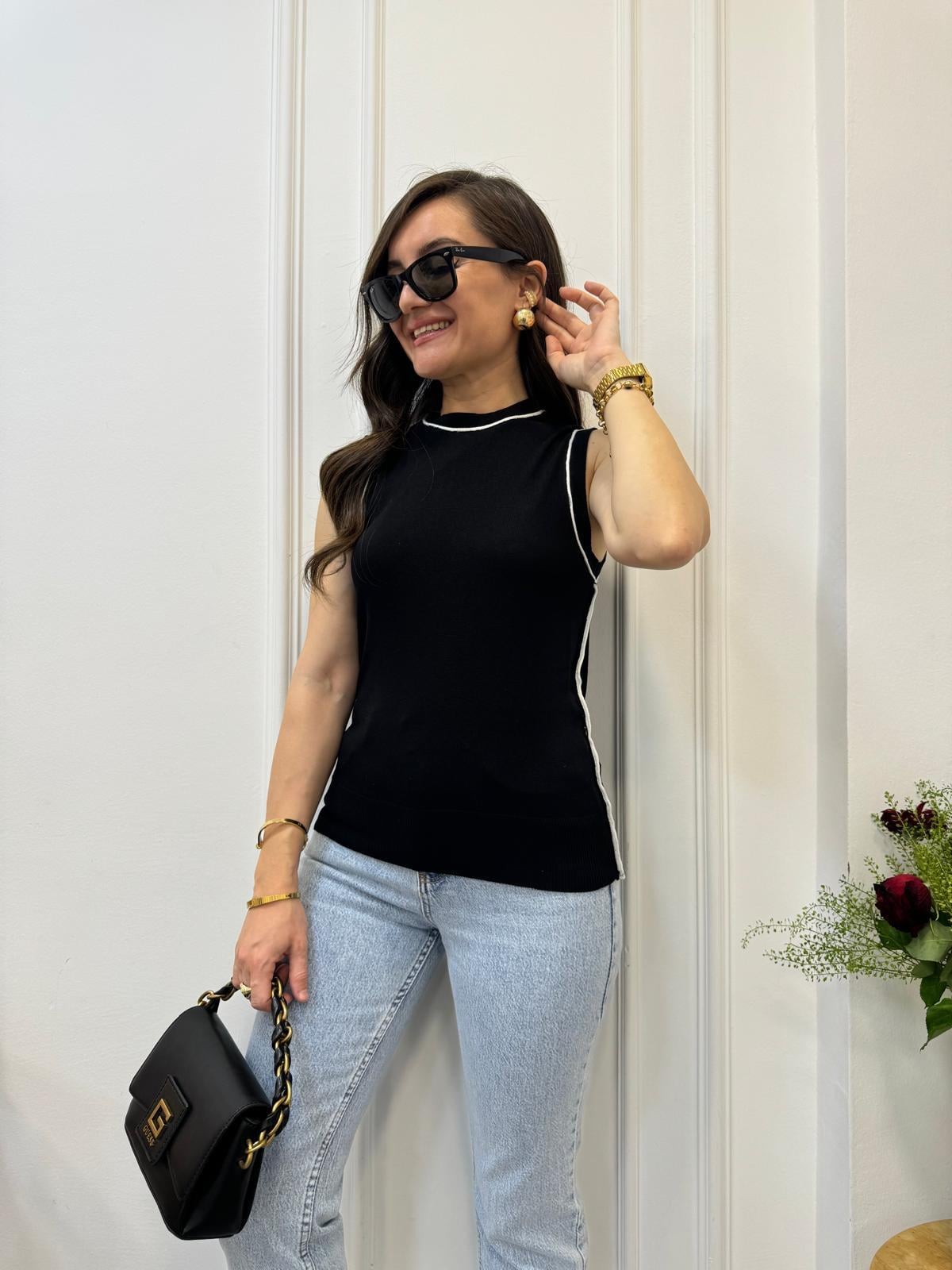 Siyah Biye Detaylı Triko Bluz 2325
