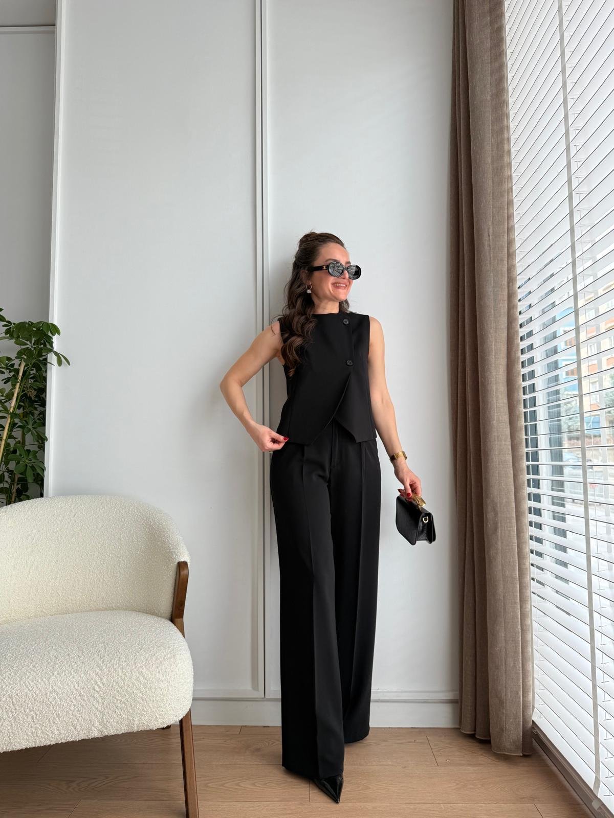 Siyah Çapraz Düğmeli Bol Paça Pantolon Yelek Takım 16506