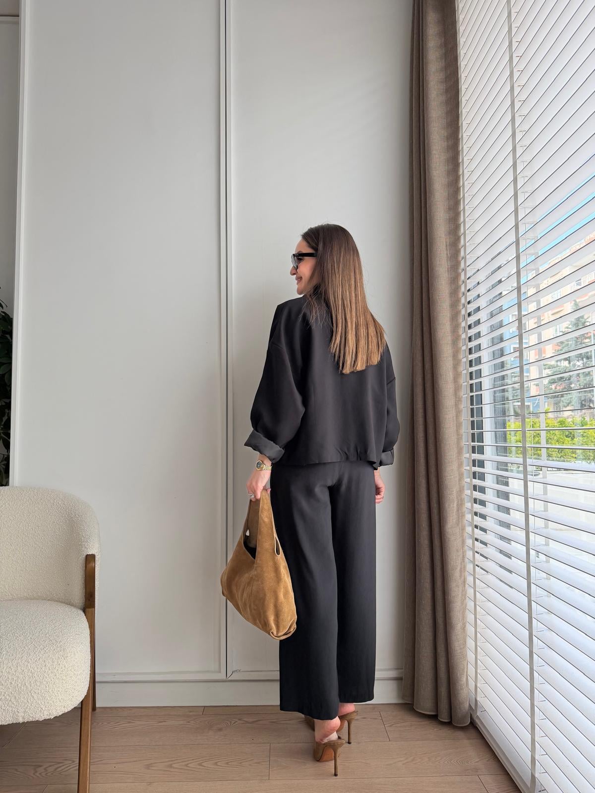 Siyah Cepli Oversize Kemerli Takım 9025