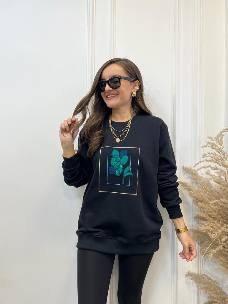 Siyah Çiçek Nakış İşlemeli Orijinal Marka Sweatshirt 2767