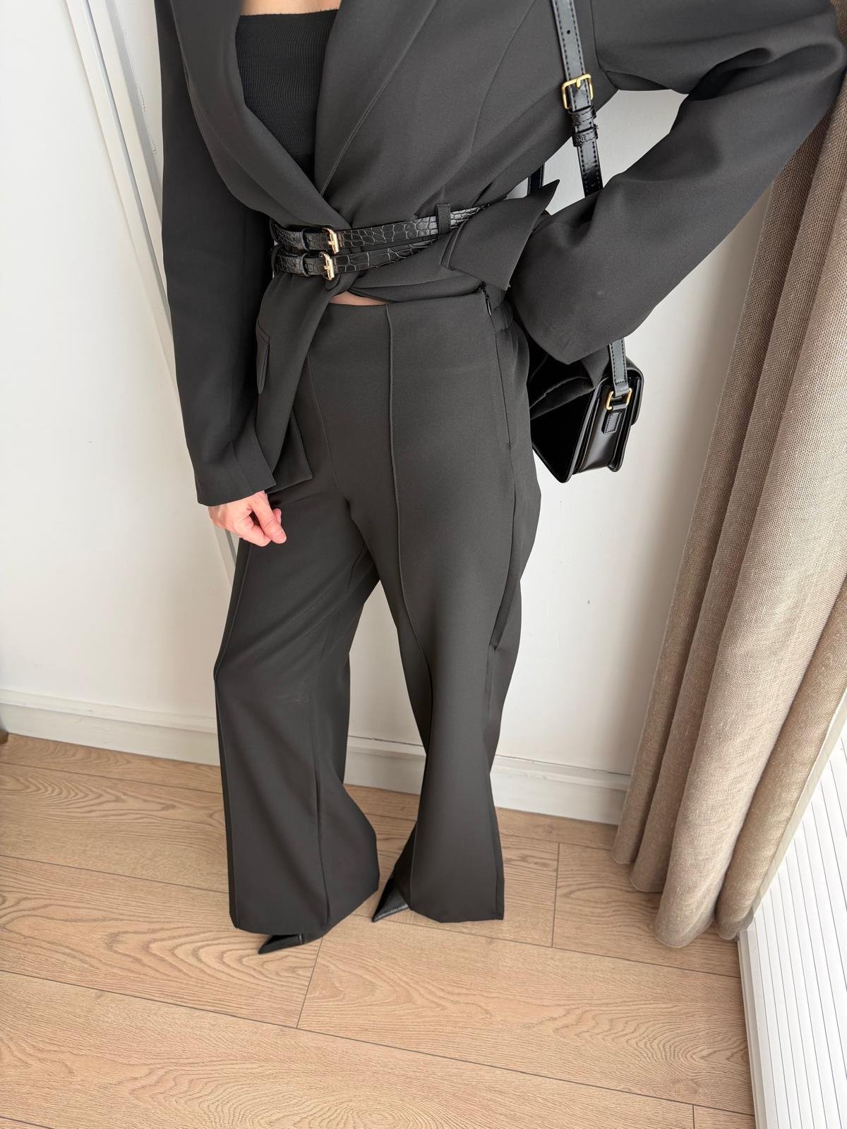 Siyah Çift Kemerli Blazer Ceket Pantolon Takım 9268